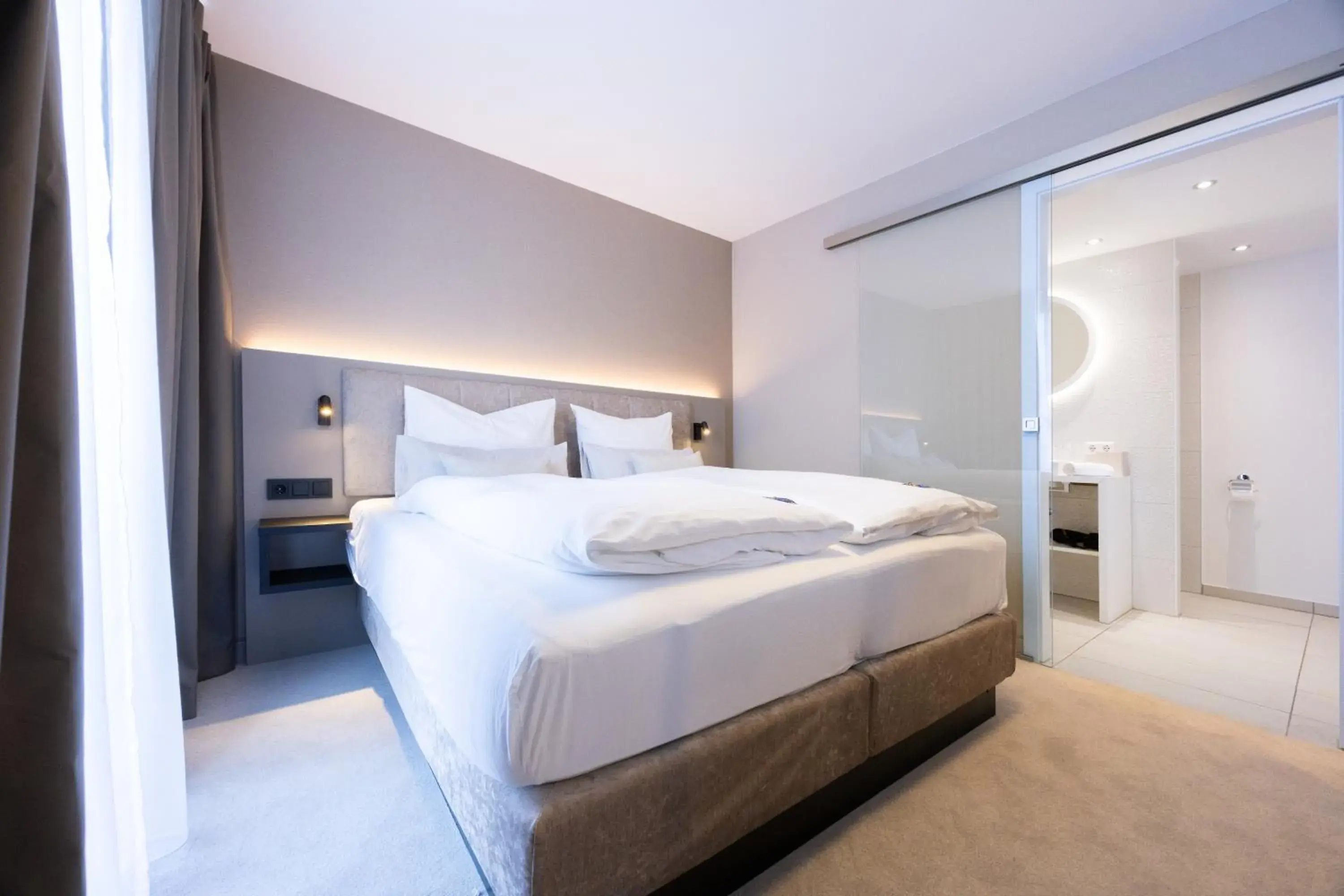 Junior Suite in Digital Hotel Kronjuwel by BRIGHT Waldkirch - Self Check-in Junior Suite in Digital Hotel Kronjuwel by BRIGHT Waldkirch - Self Check-in