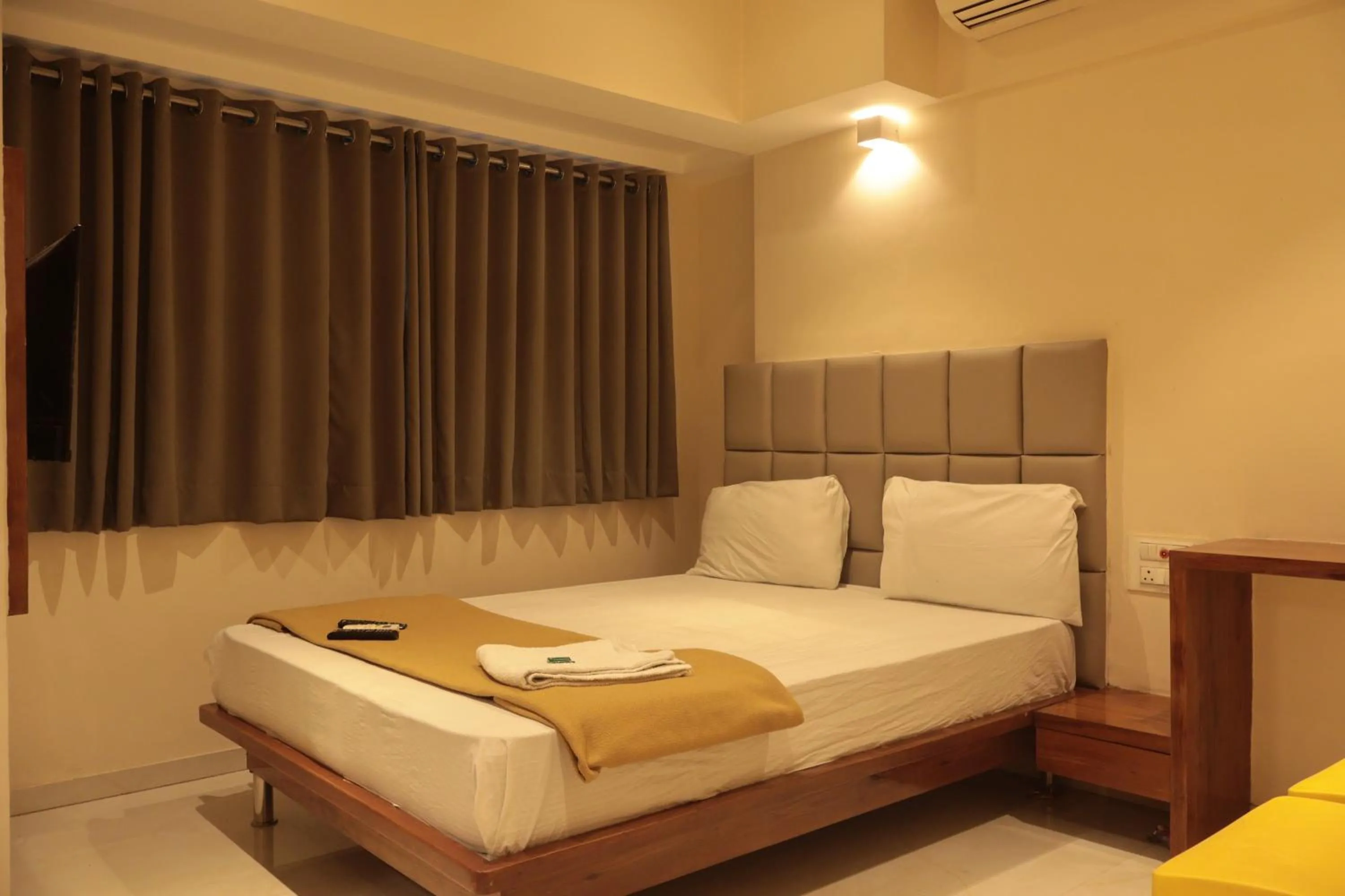 Hotel Sapphire Inn Residency