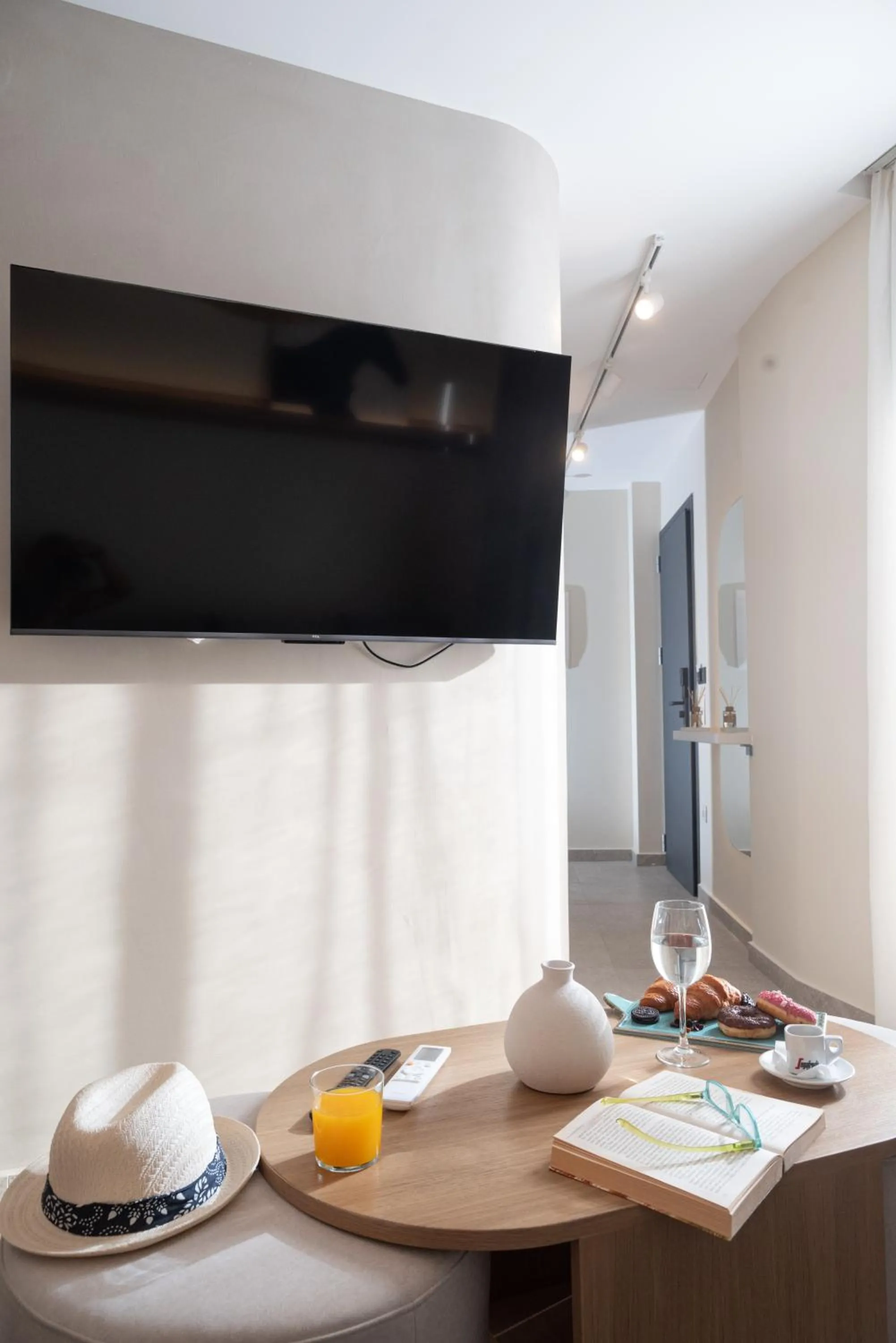 Anny's Residences & Suites