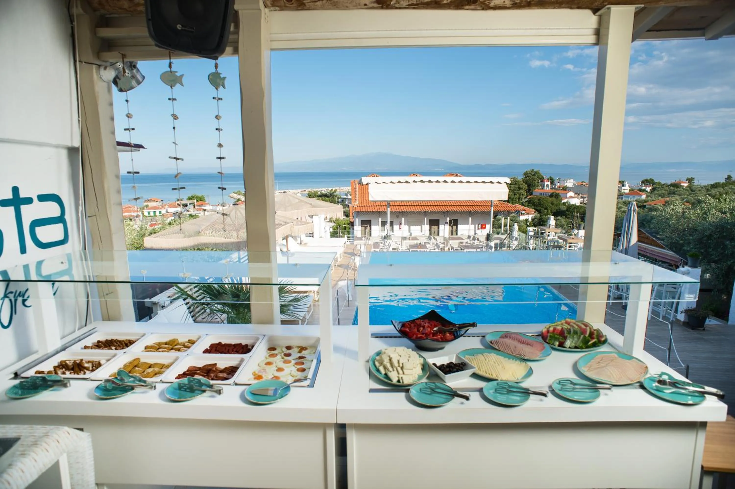 Food and drinks in Anny's Residences & Suites