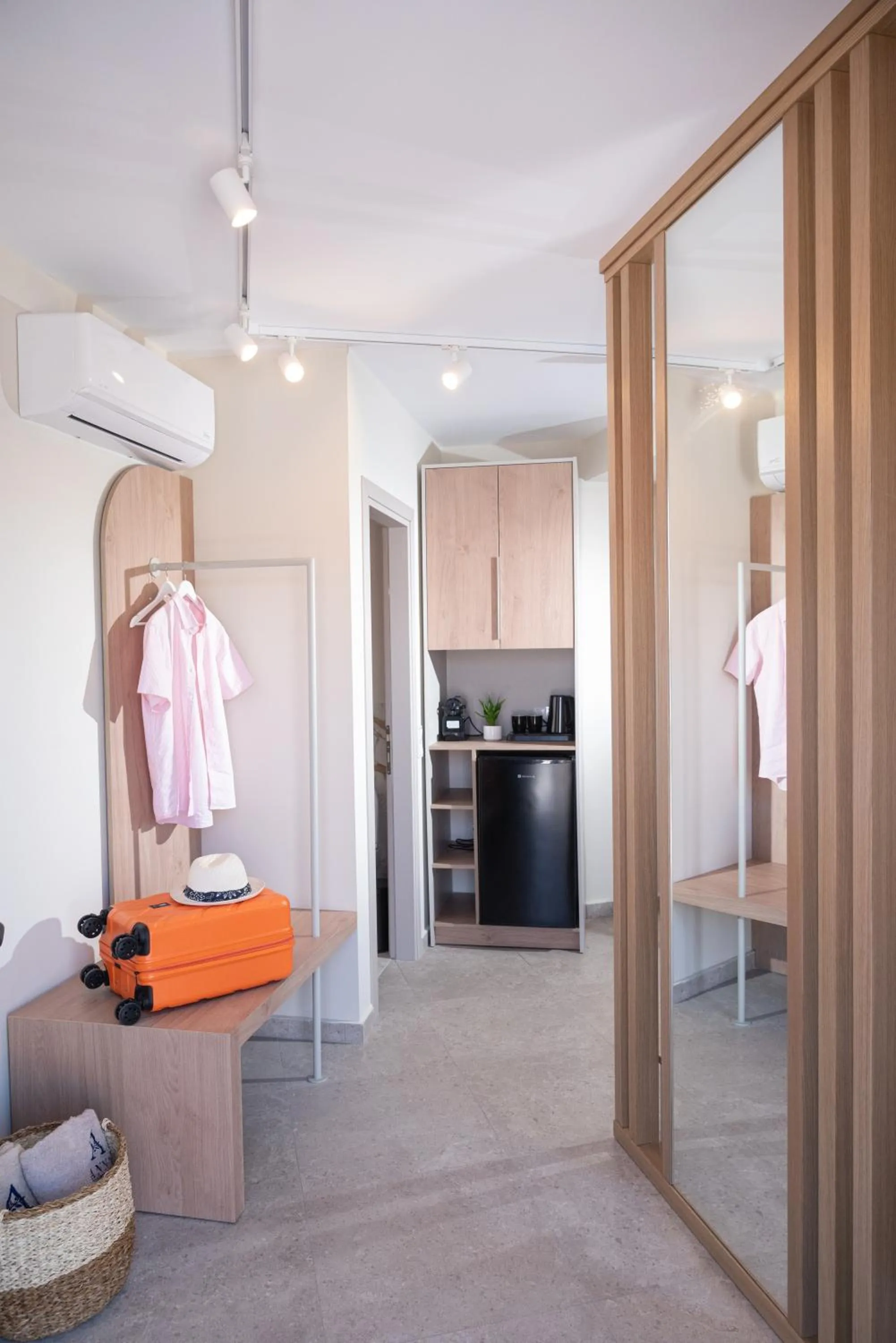 Anny's Residences & Suites