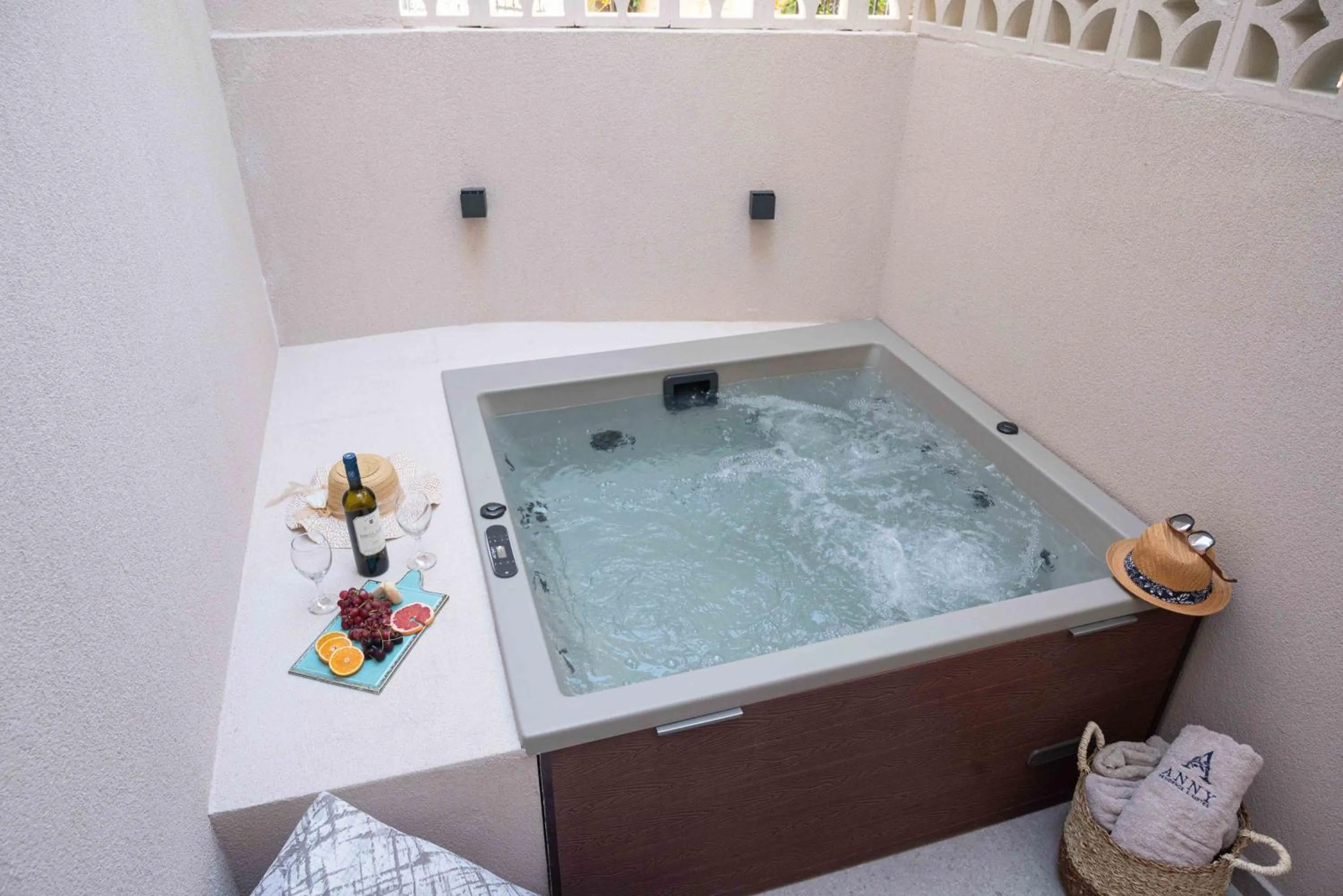 Anny's Residences & Suites