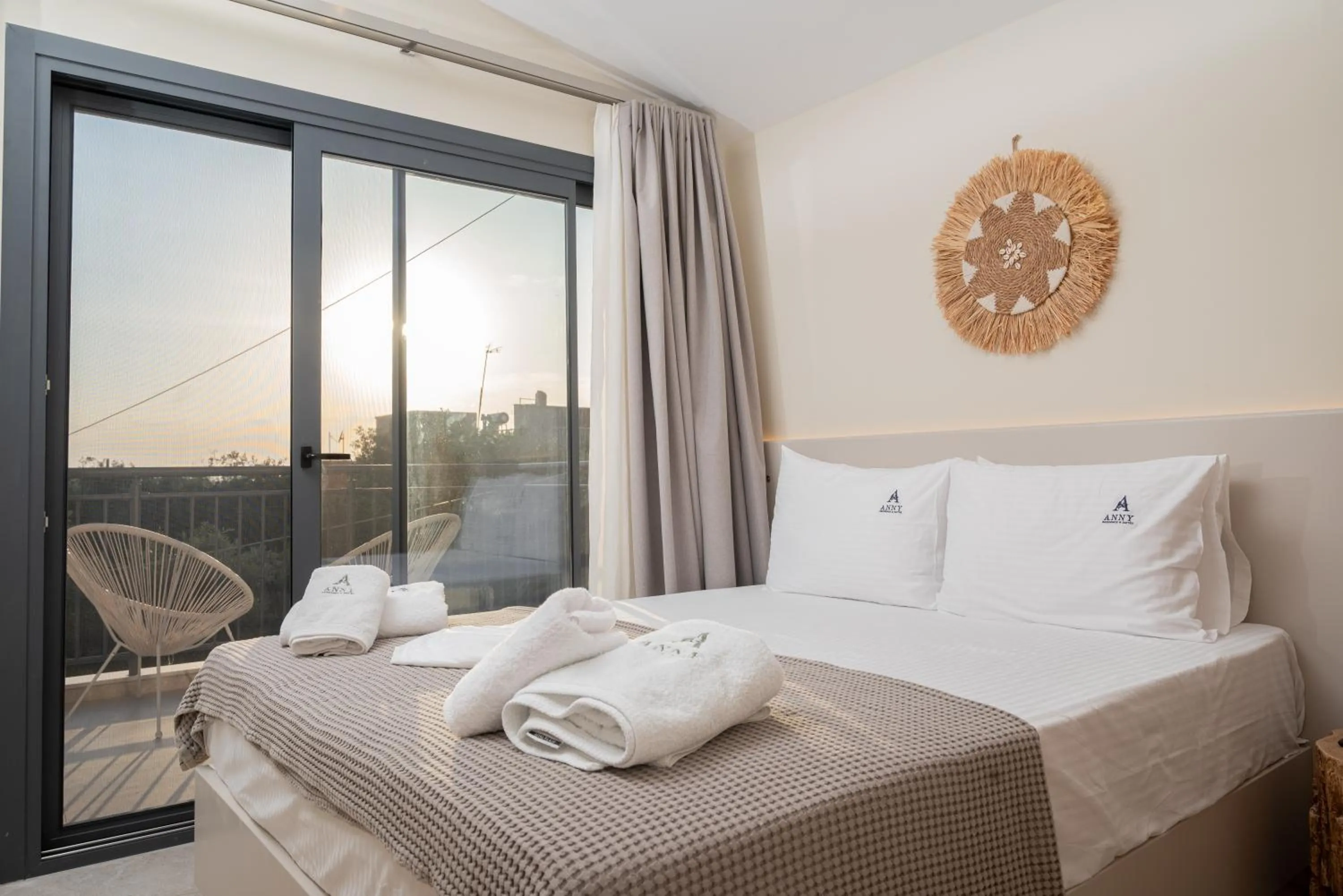 Bed in Anny's Residences & Suites