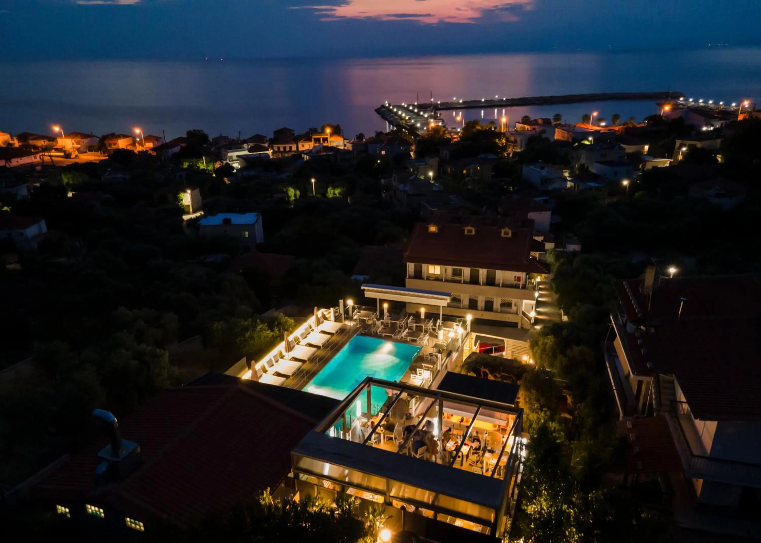 Property building in Anny's Residences & Suites