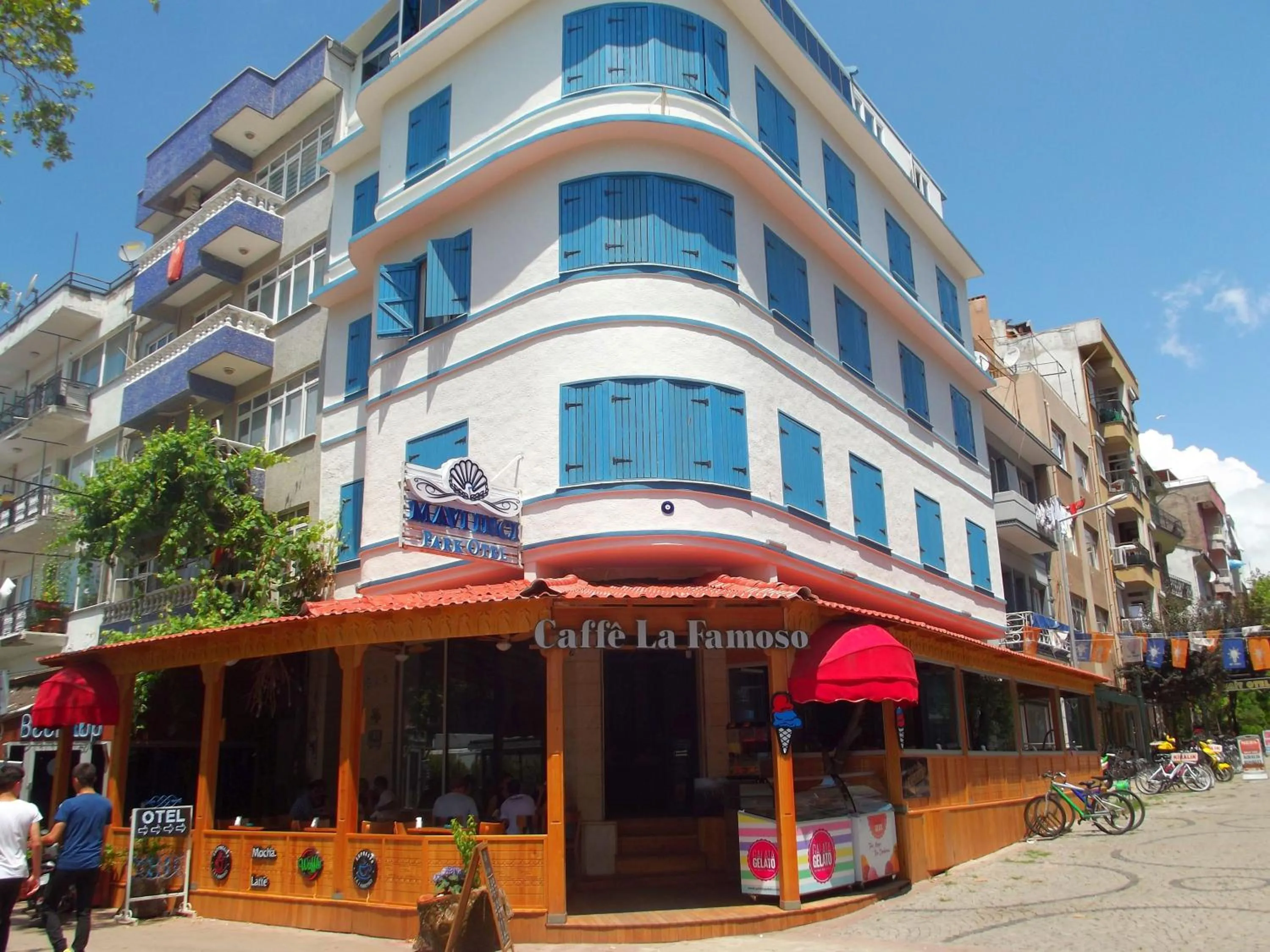 Facade/entrance in Mavi Inci Park Otel