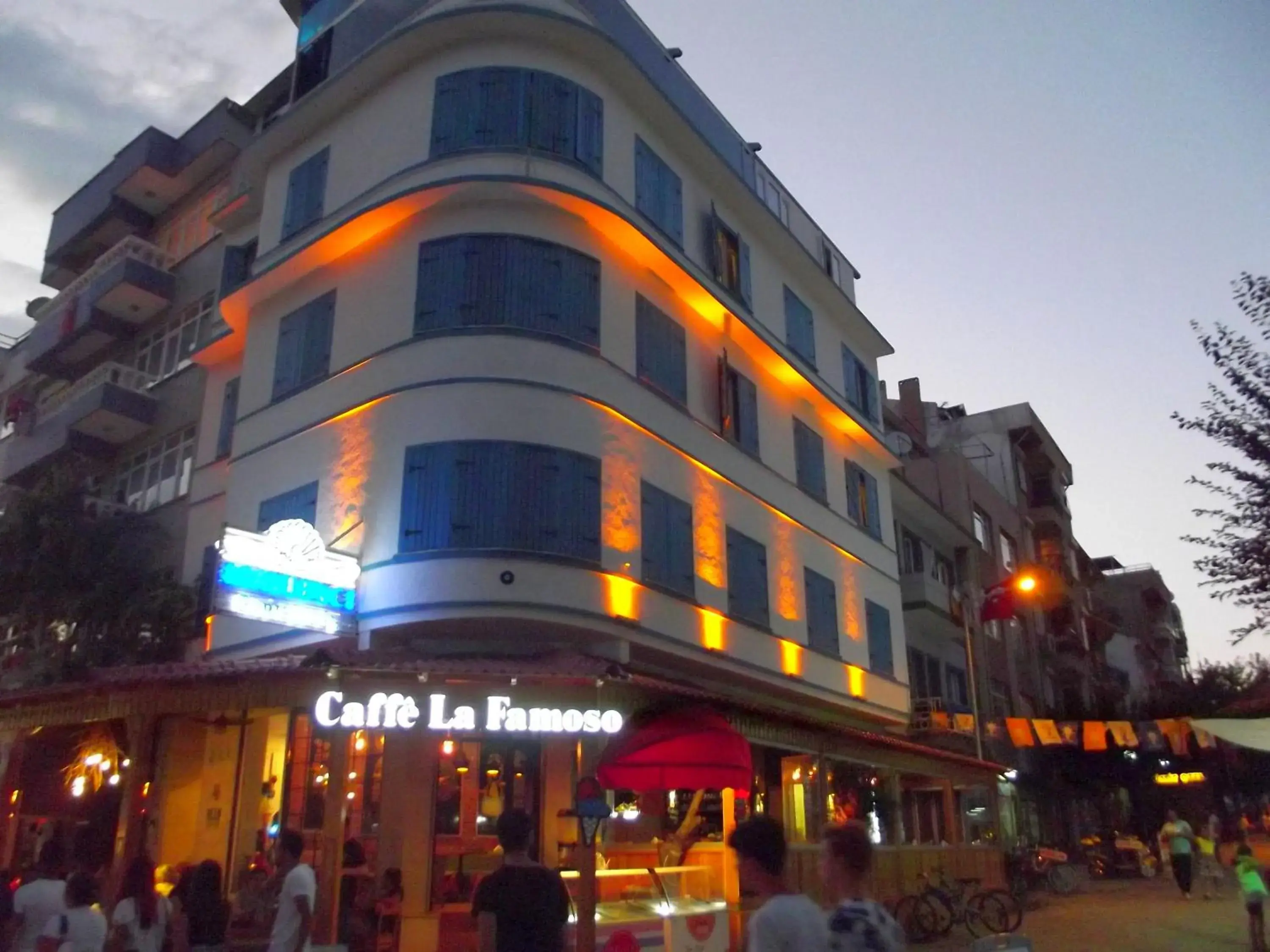 Facade/entrance in Mavi Inci Park Otel Facade/entrance in Mavi Inci Park Otel