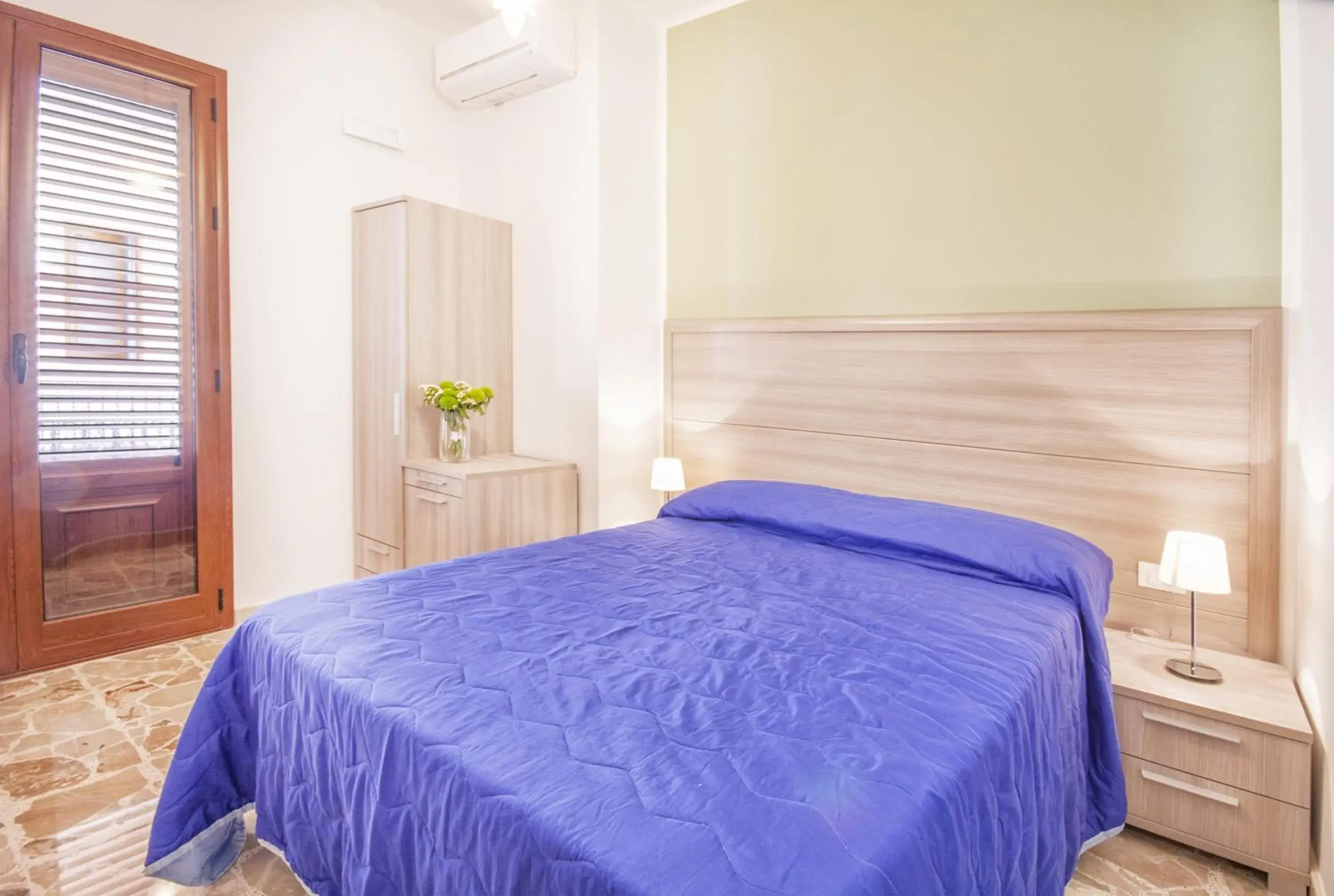 Deluxe Single Room with Balcony in B&B La Torre Deluxe Single Room with Balcony in B&B La Torre