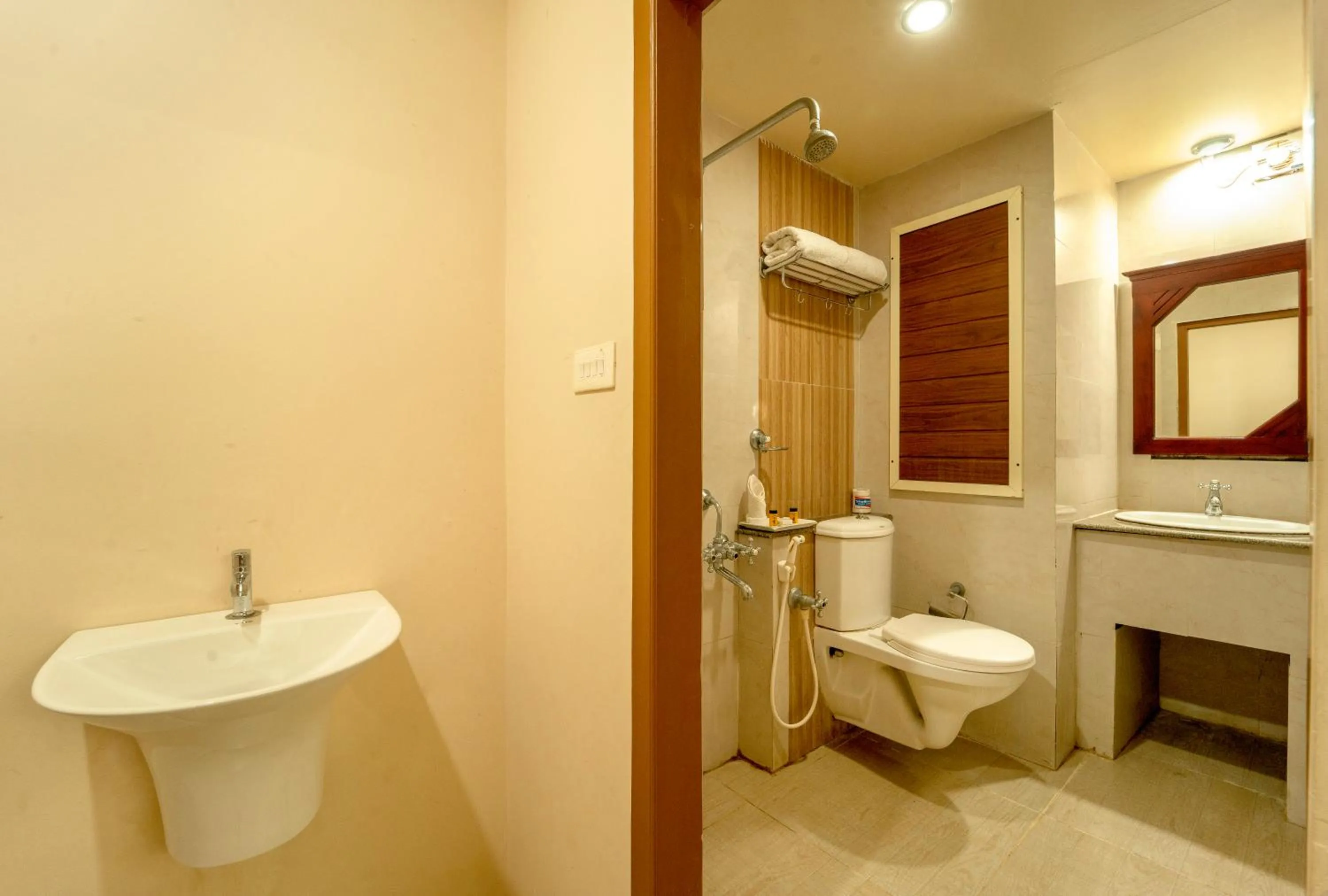 Bathroom in Pagoda Resorts Alleppey