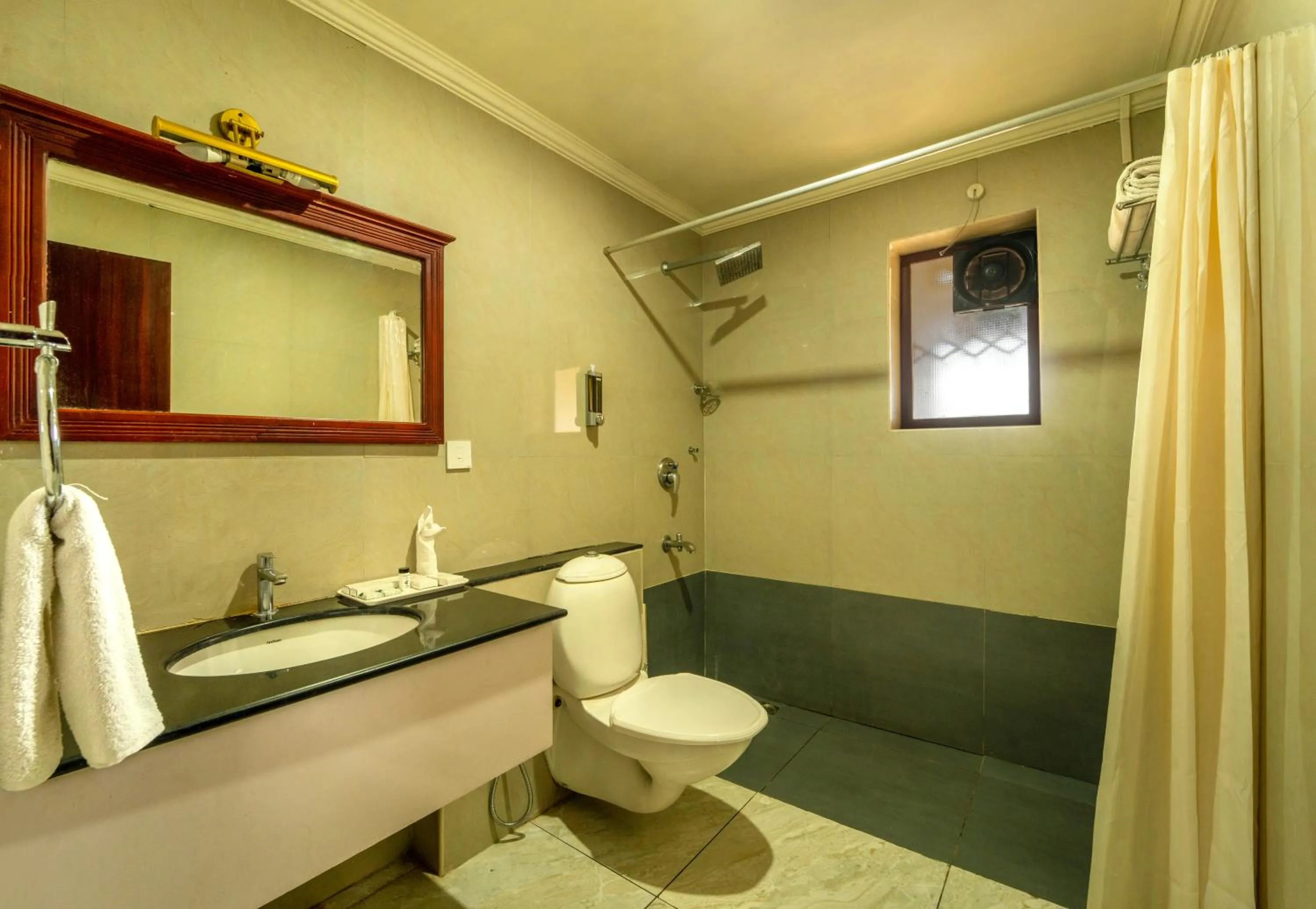 Bathroom in Pagoda Resorts Alleppey