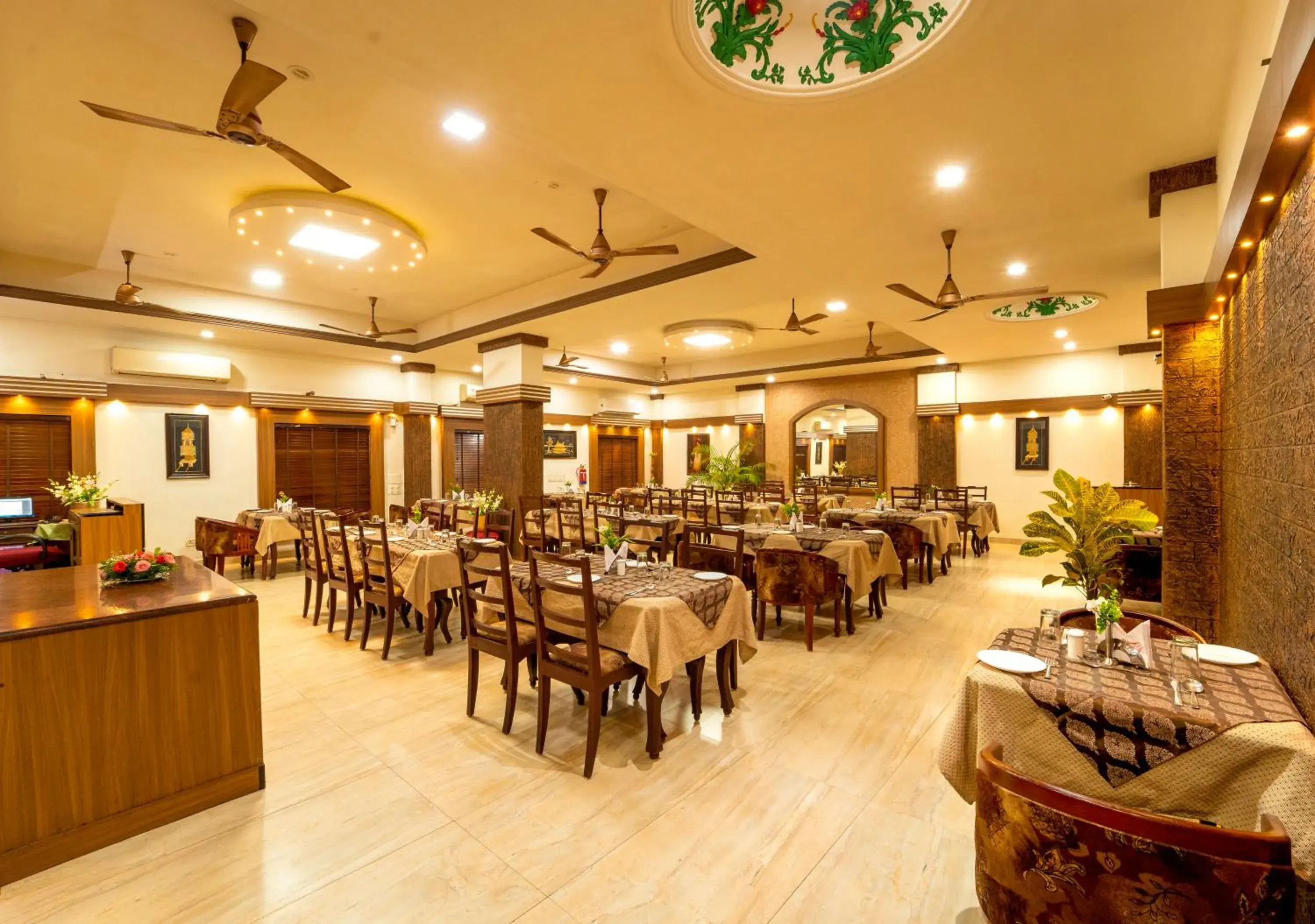 Restaurant/places to eat in Pagoda Resorts Alleppey Restaurant/places to eat in Pagoda Resorts Alleppey