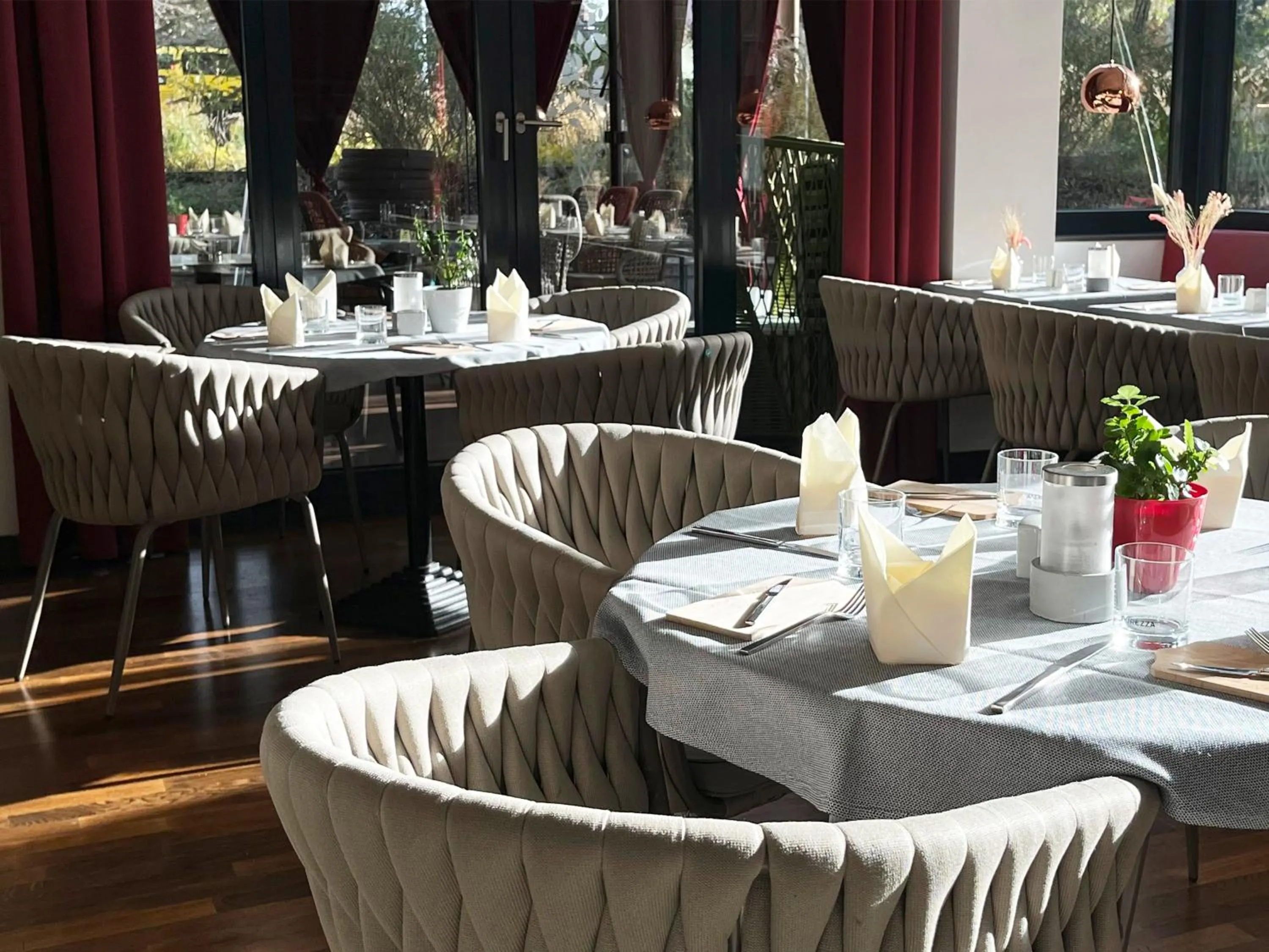 Restaurant/places to eat in Grimm's Potsdamer Platz