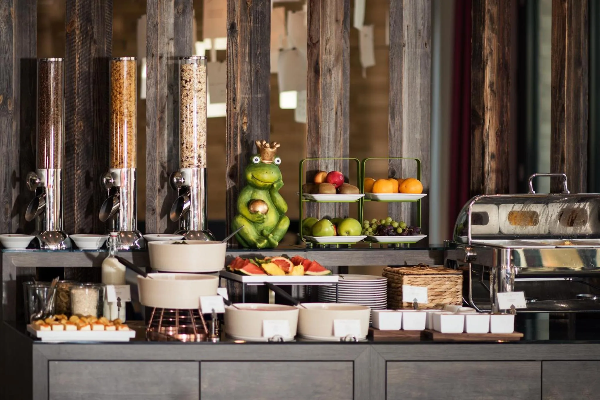 Buffet breakfast in Grimm's Potsdamer Platz