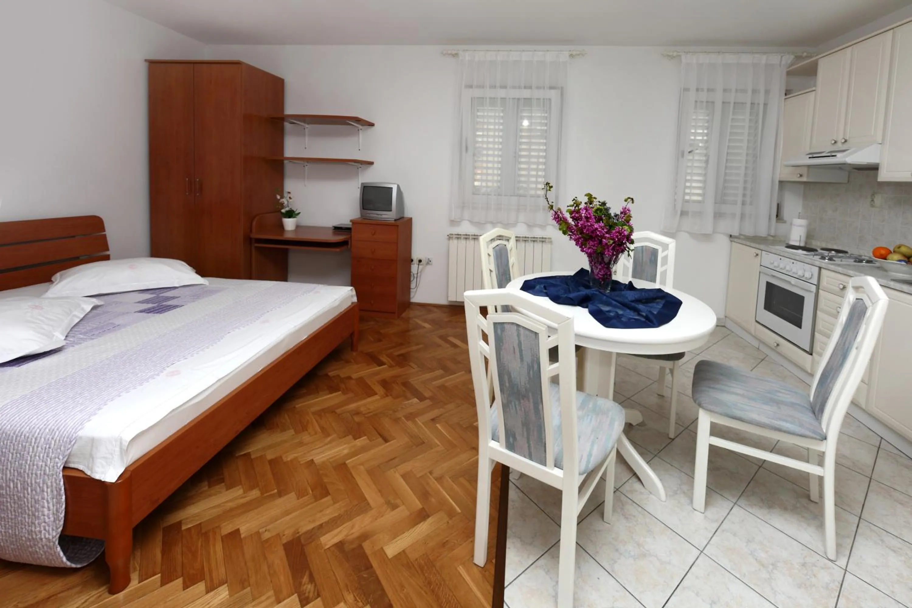 Bed in Apartments in Beautiful Split