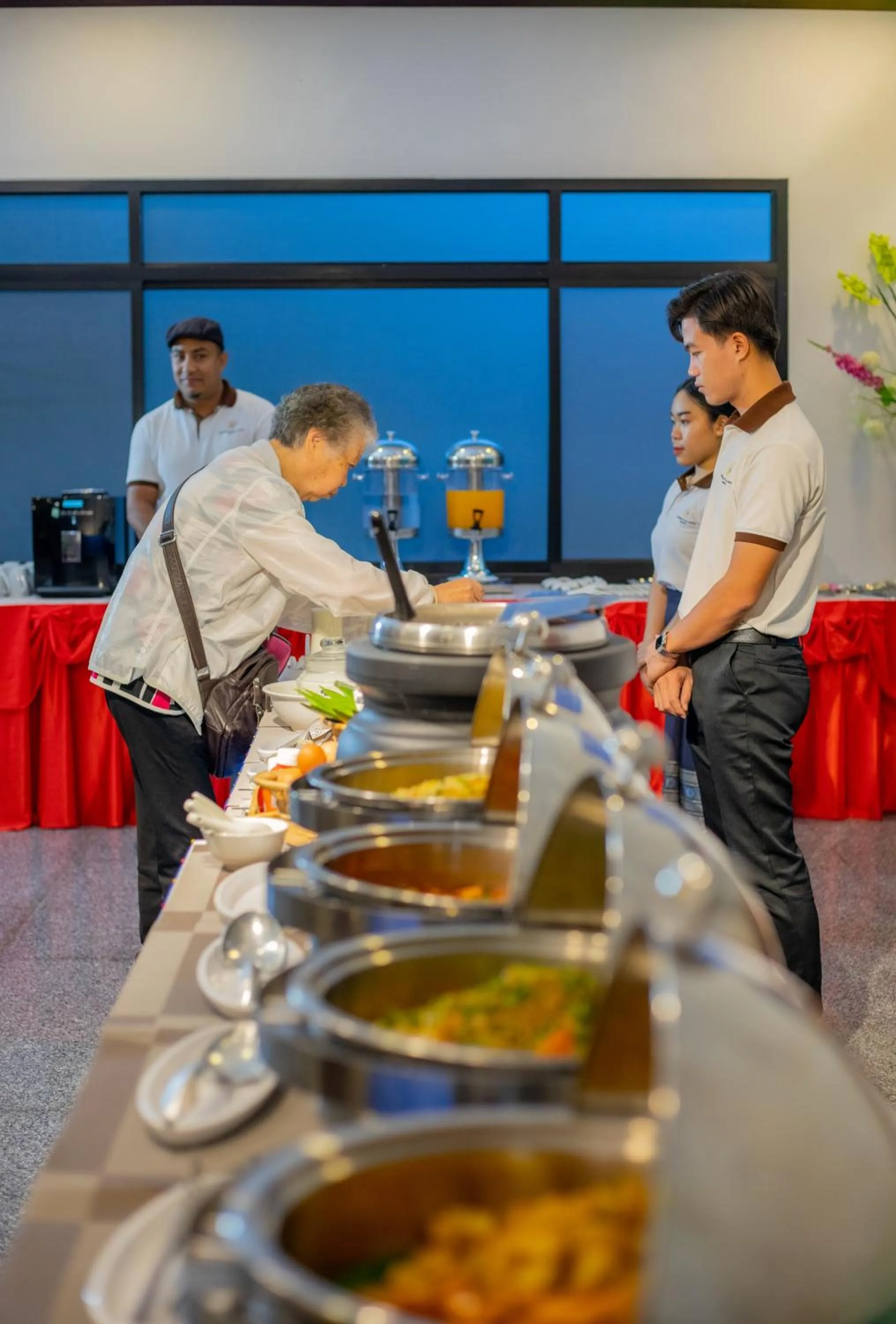 Buffet breakfast in Sisombat Plaza Hotel