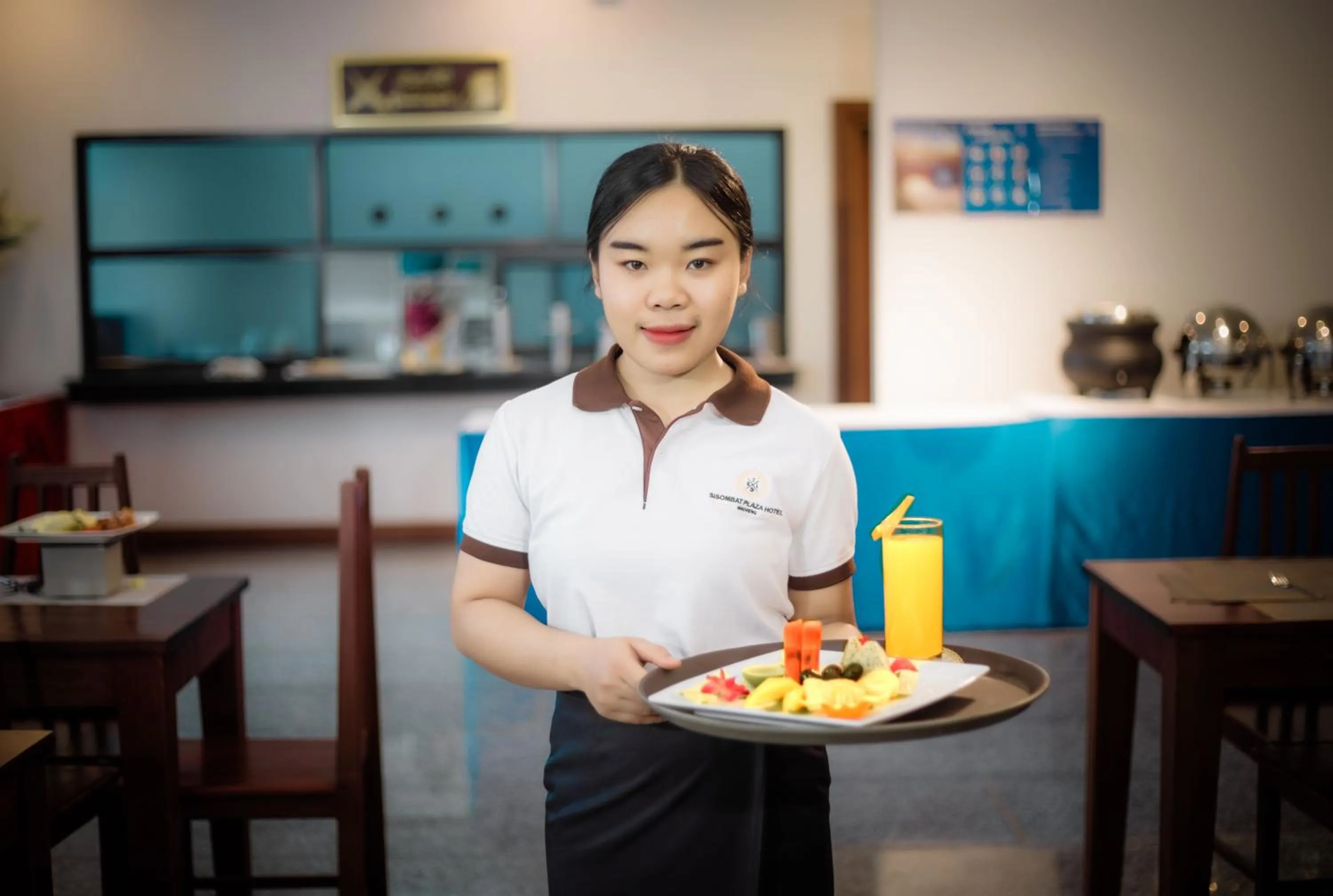 Food and drinks in Sisombat Plaza Hotel