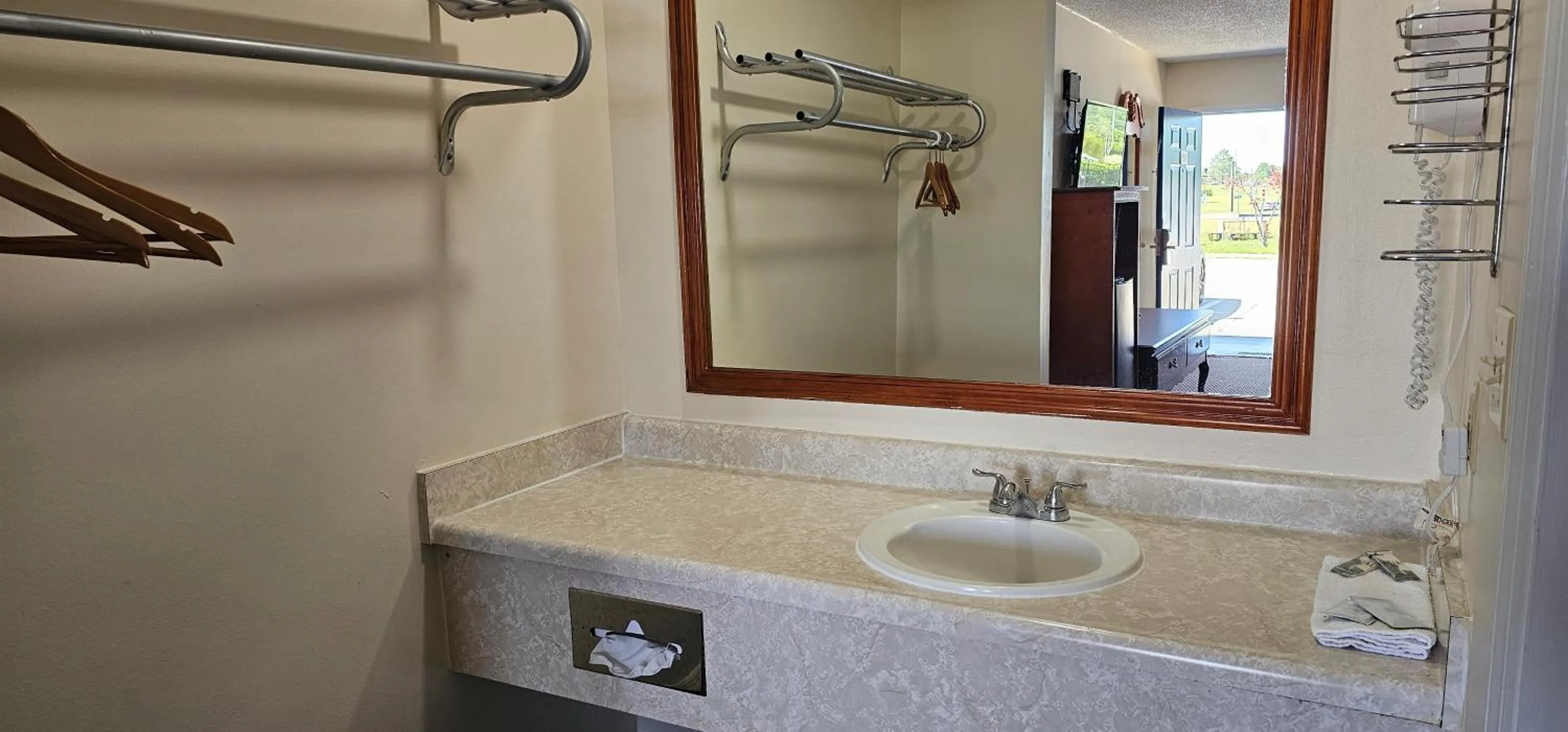 Standard Double Room in Sunrise Inn
