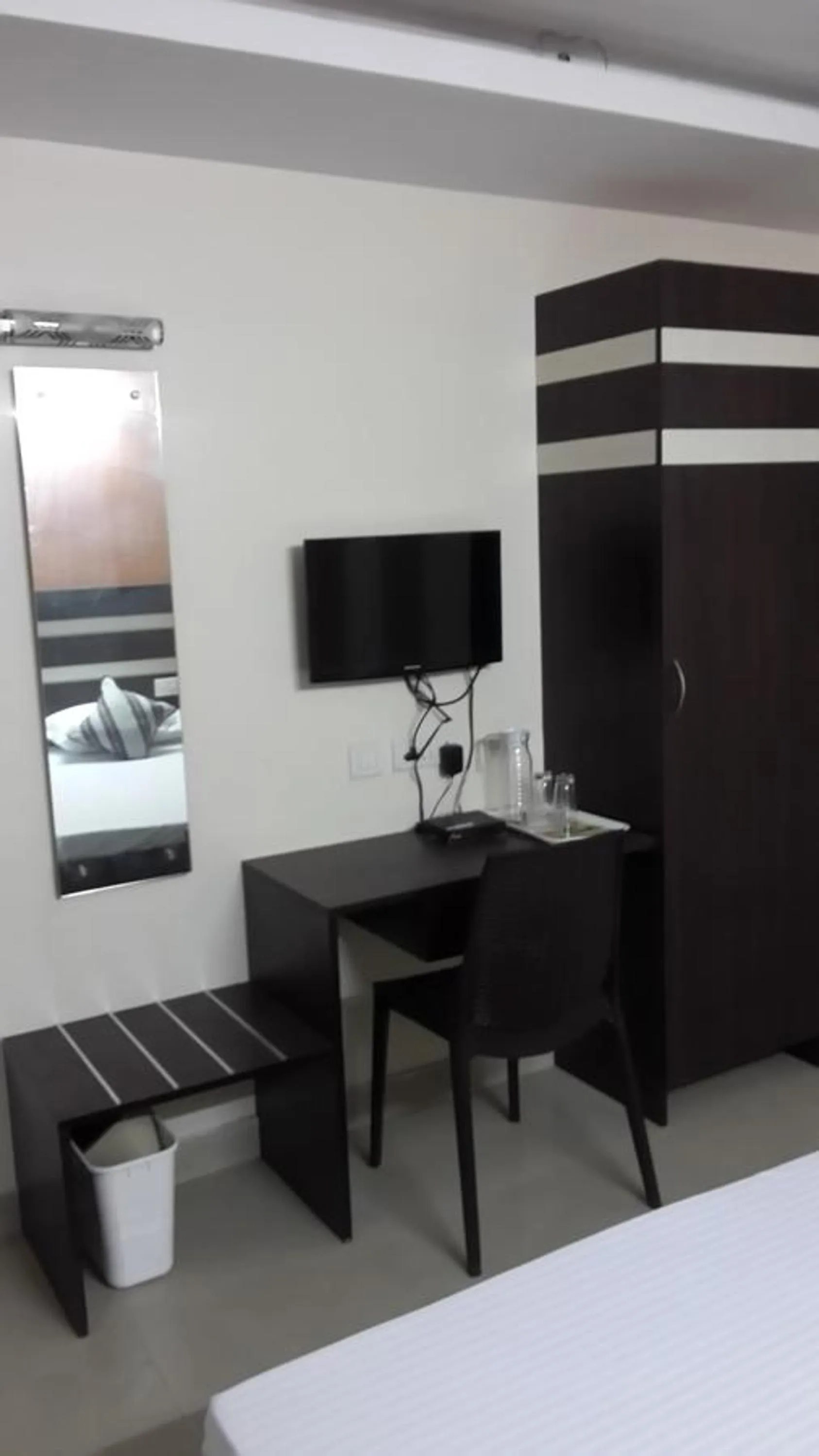 TV and multimedia, Bed in S4 Residency