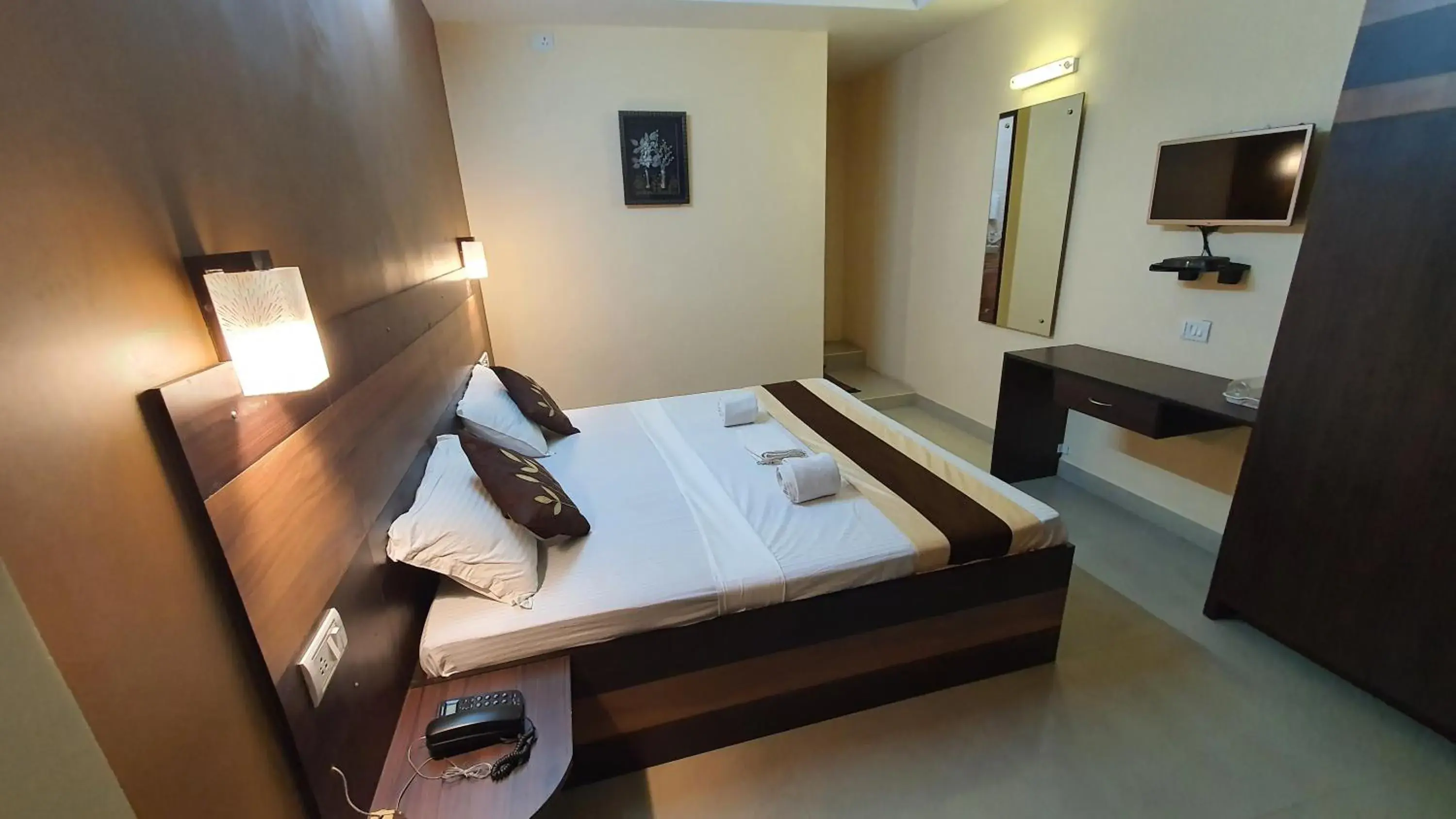 Standard Double Room with Fan in S4 Residency Standard Double Room with Fan in S4 Residency