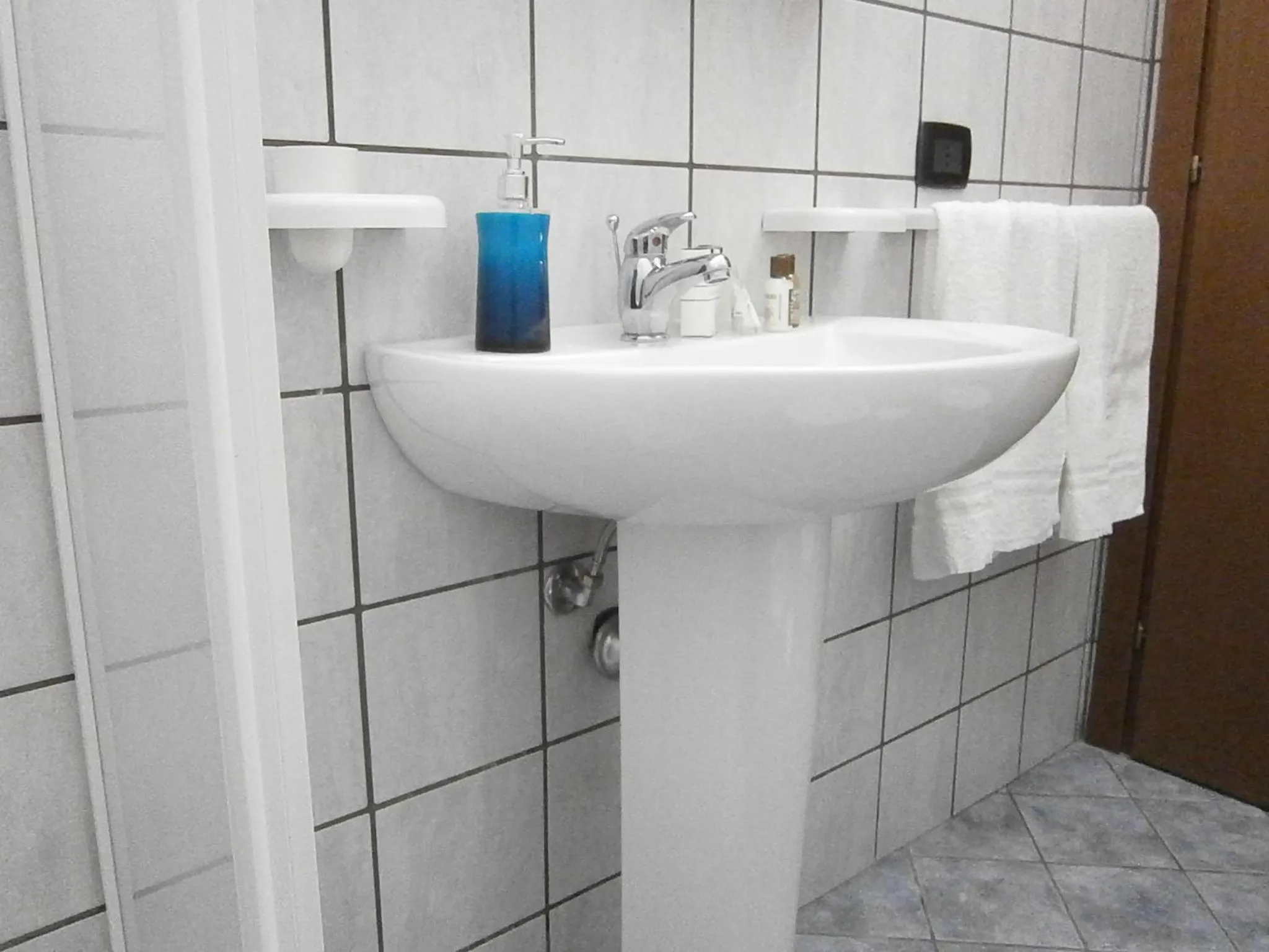 Bathroom in B&B La Rosa Lampedusa