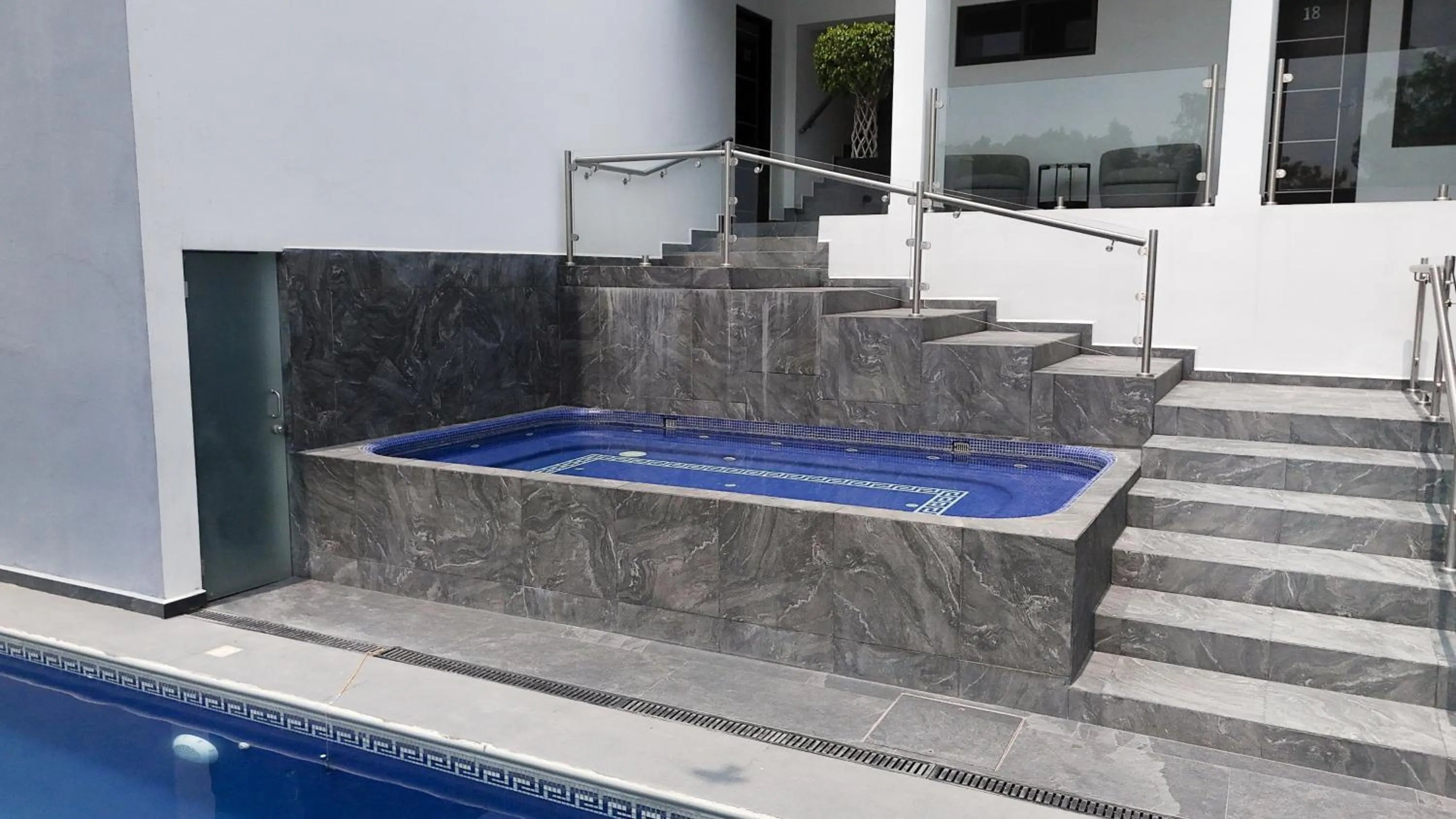 Hot Tub in Casa Tabachin