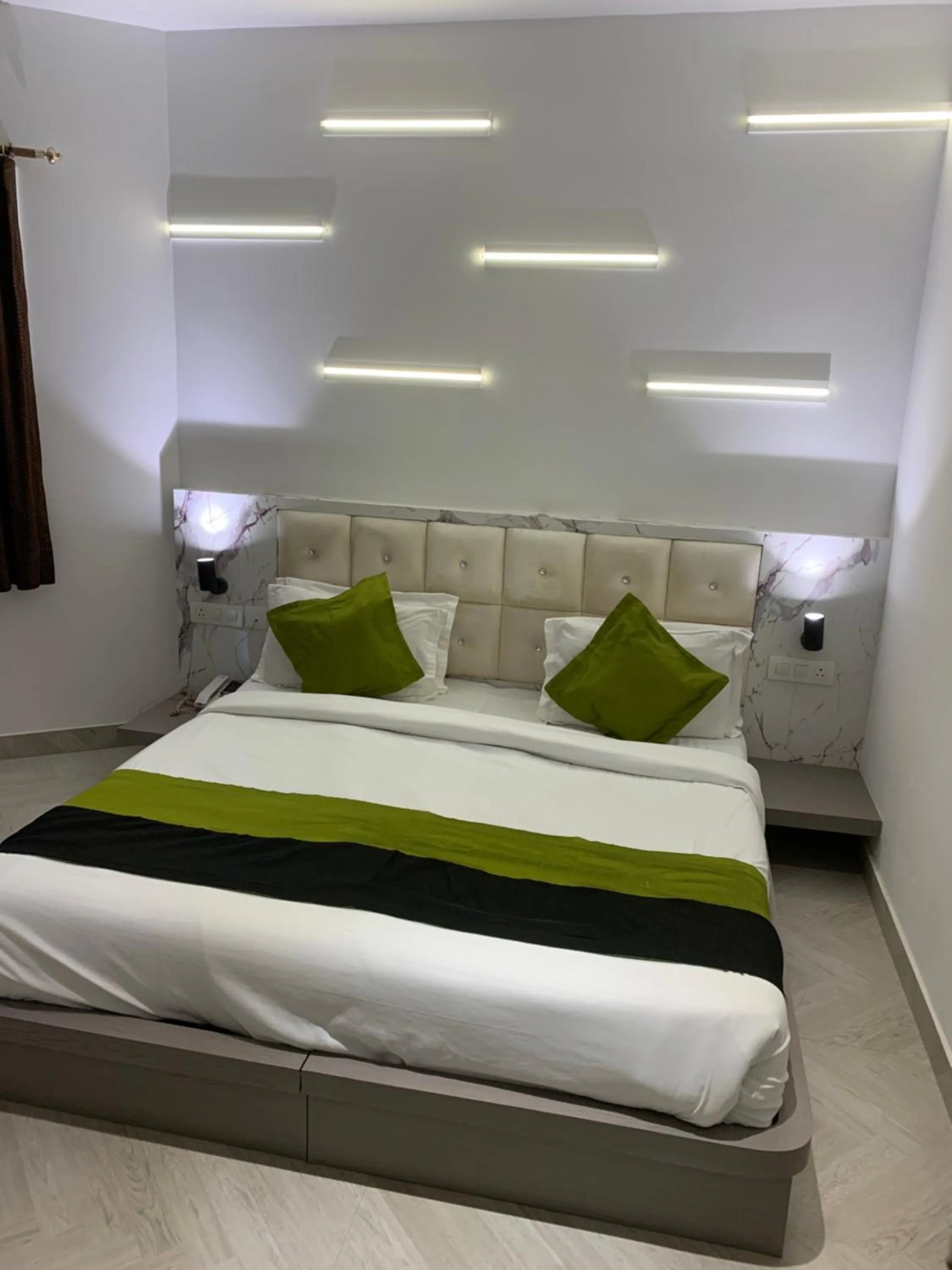 Bed in Square 9 Inn - A Boutique Hotel