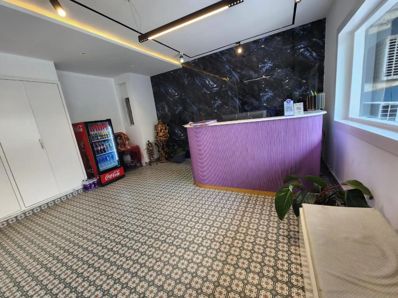 Lobby or reception, Bed in Square 9 Inn - A Boutique Hotel