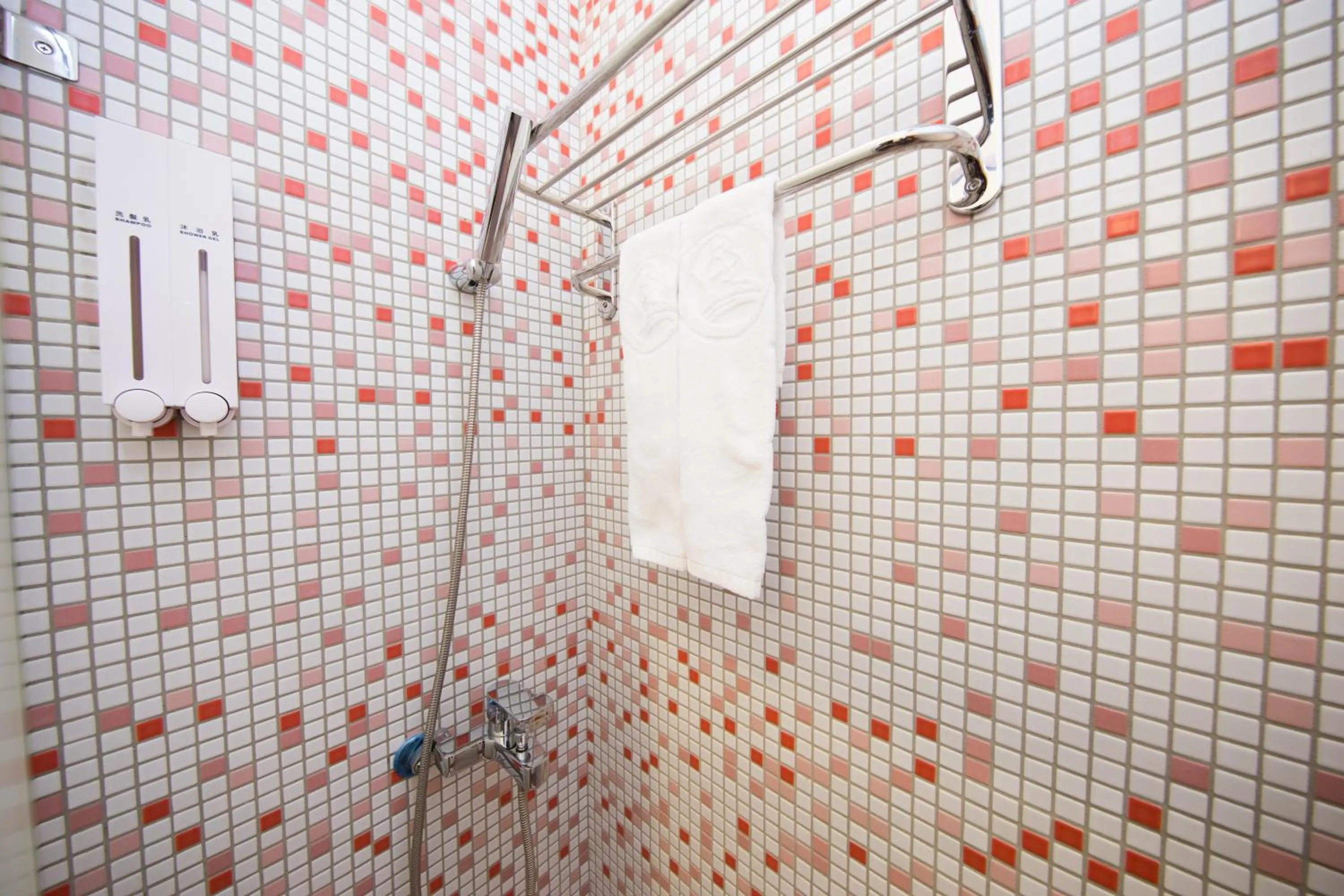 Bathroom in SleepBox Hostel