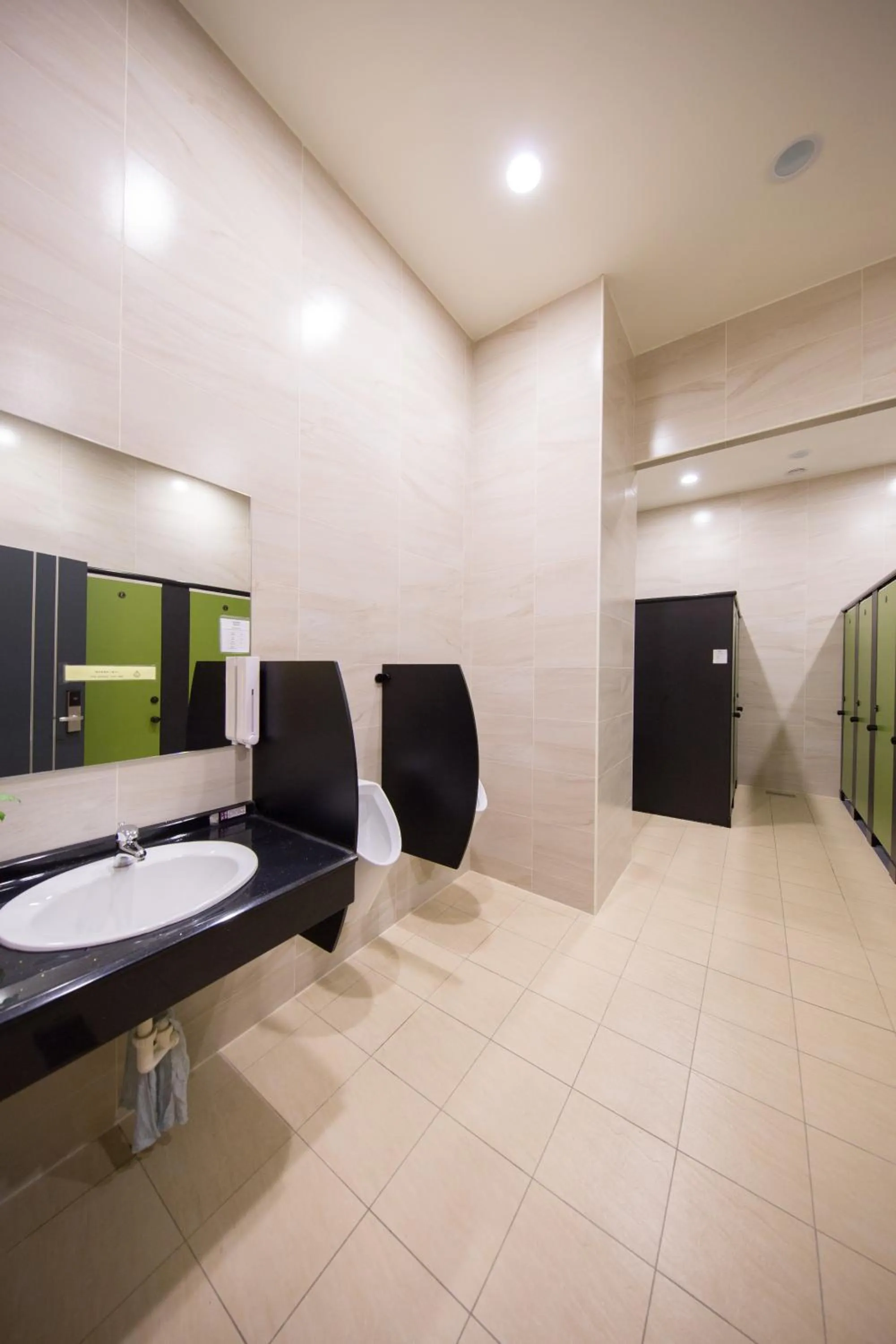 Toilet in SleepBox Hostel