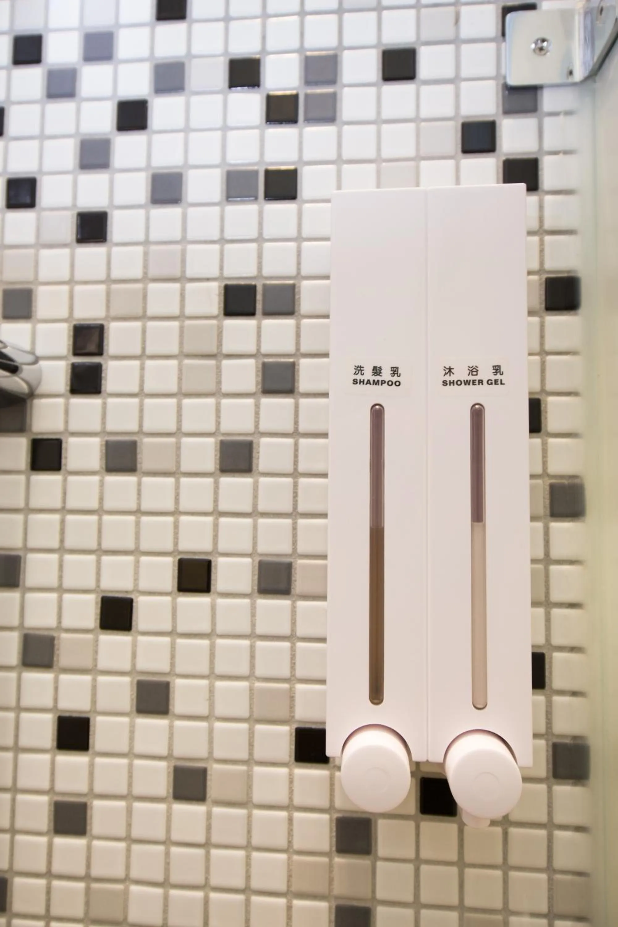 Area and facilities in SleepBox Hostel