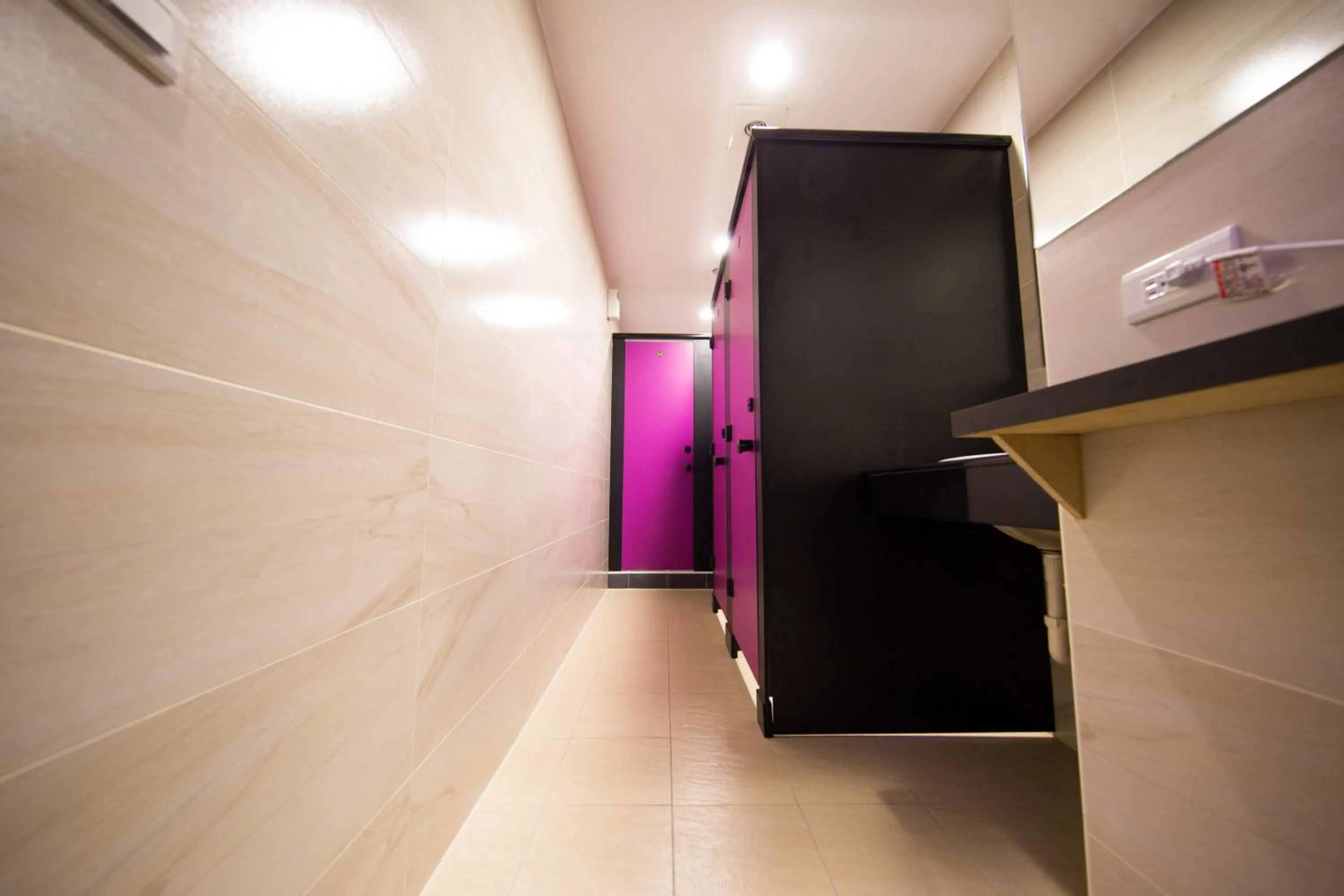 Toilet in SleepBox Hostel