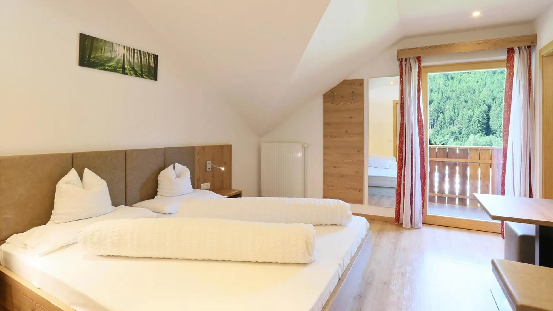 Bed in Pension Alpenhof B&B