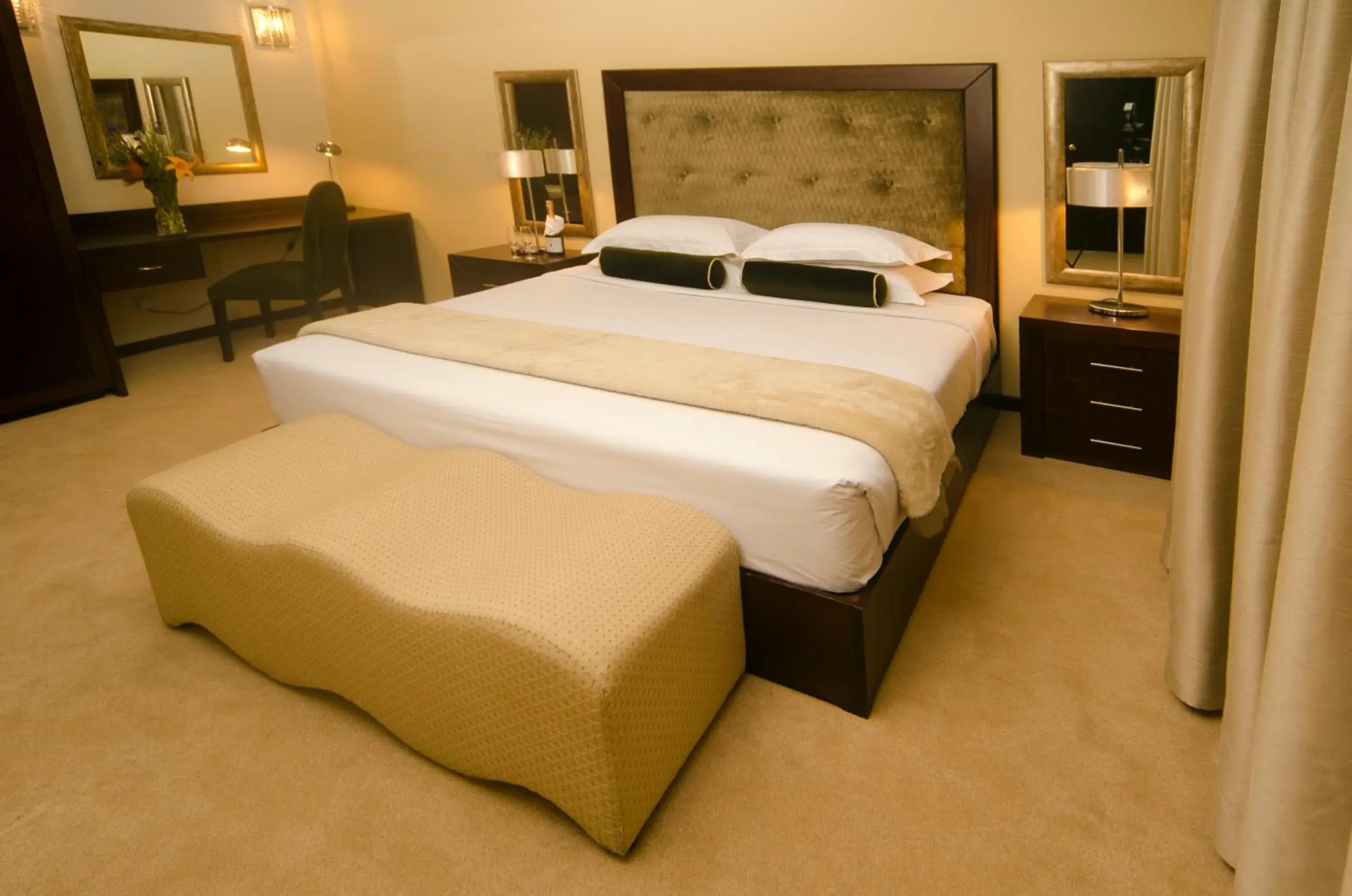 Photo of the whole room, Bed in Sunbird Mount Soche Photo of the whole room, Bed in Sunbird Mount Soche