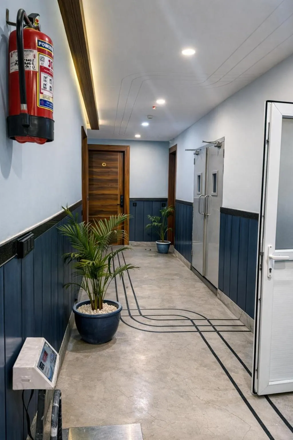 Lobby or reception in Hotel Urban Royale - IGI Airport Delhi