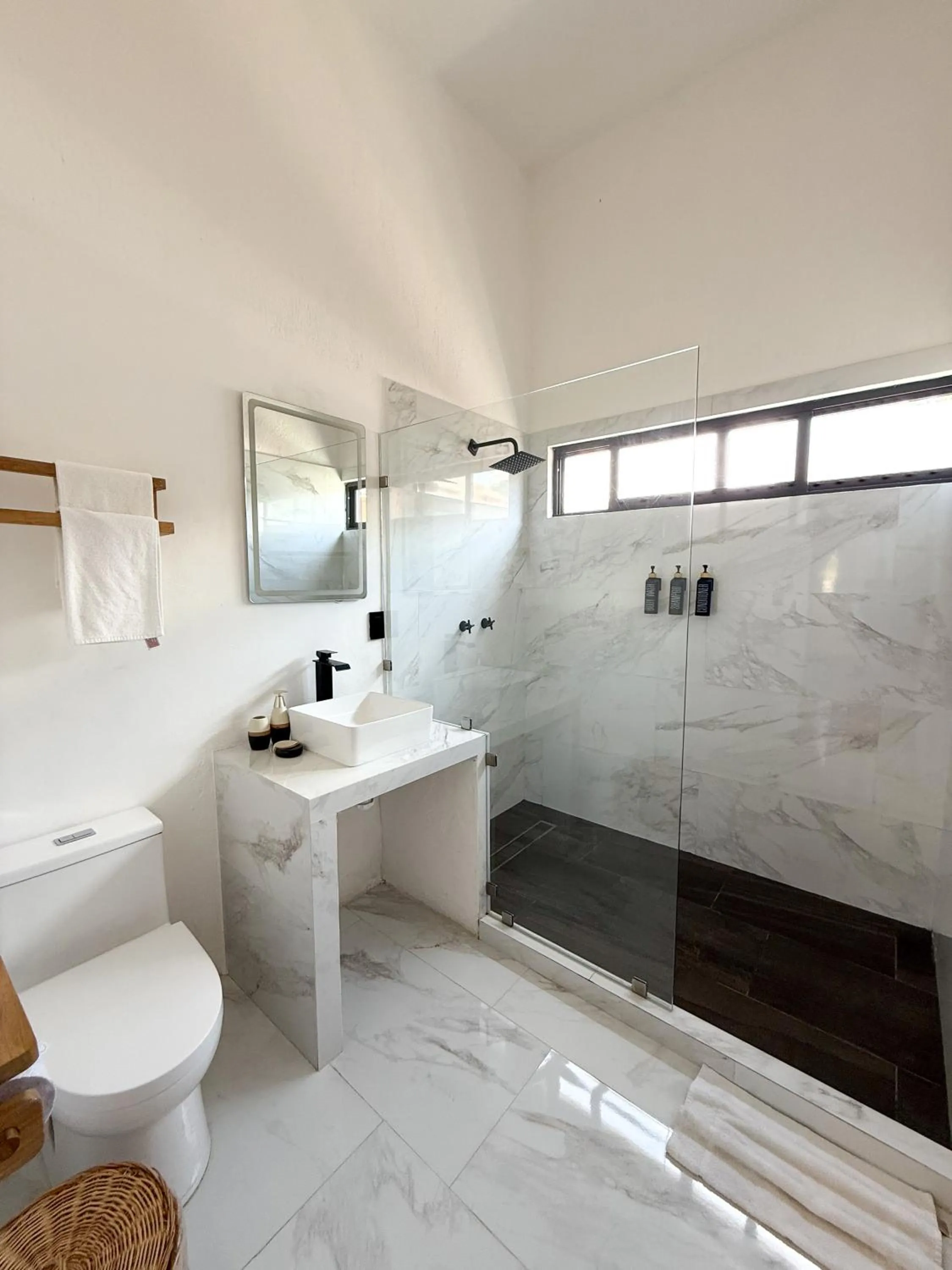 Shower in Hotel Solana Bacalar Lakefront