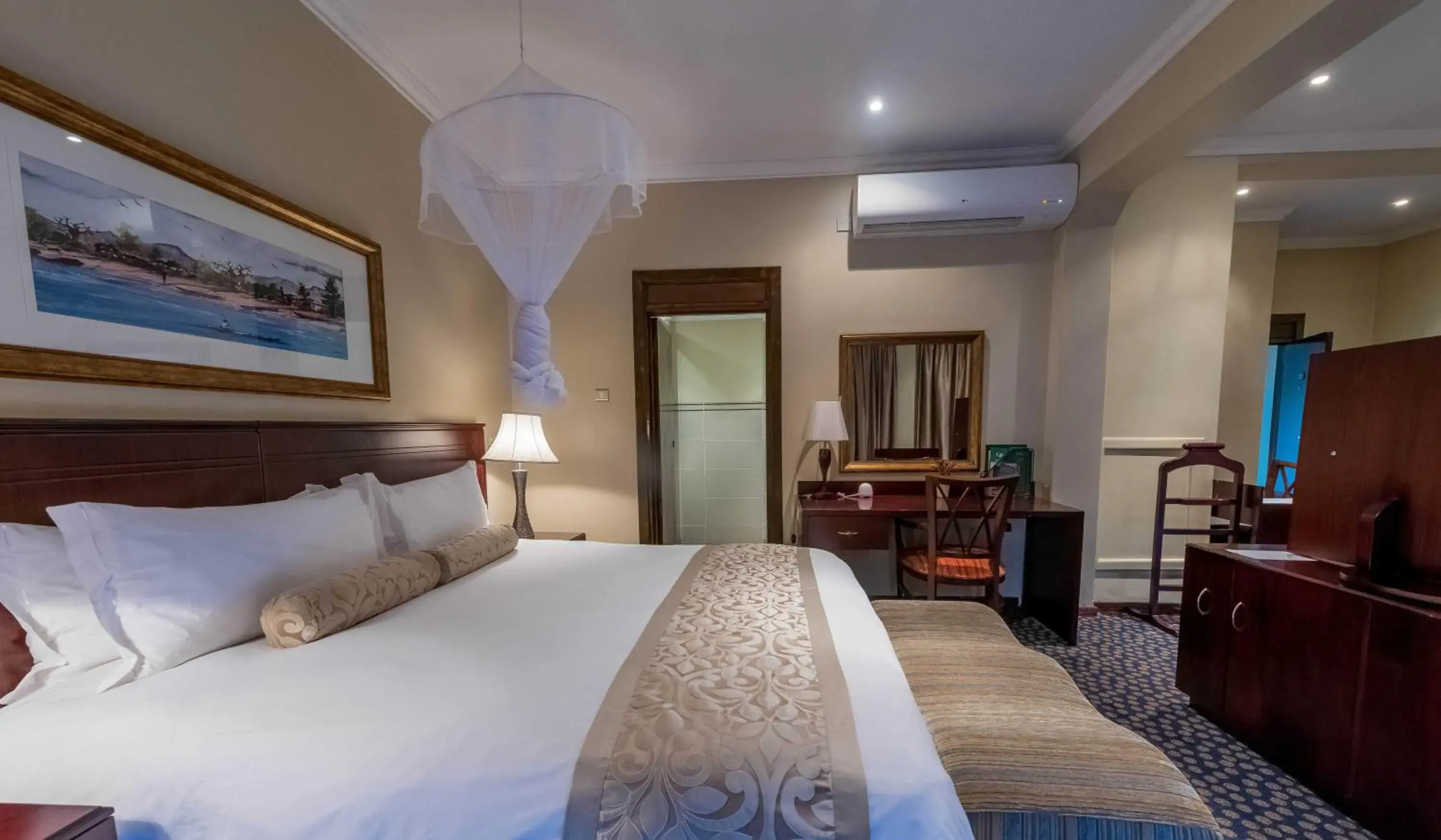 Bed in Sunbird Capital Bed in Sunbird Capital