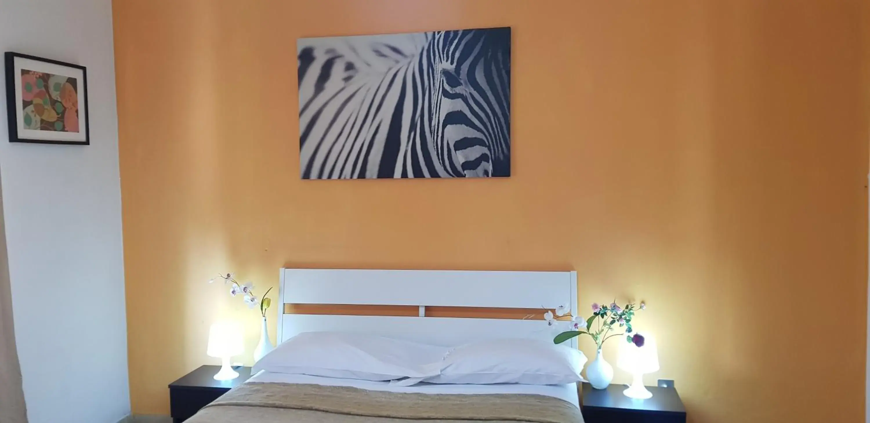 Deluxe Double Room with Shared Bathroom in Prime Guest House Deluxe Double Room with Shared Bathroom in Prime Guest House