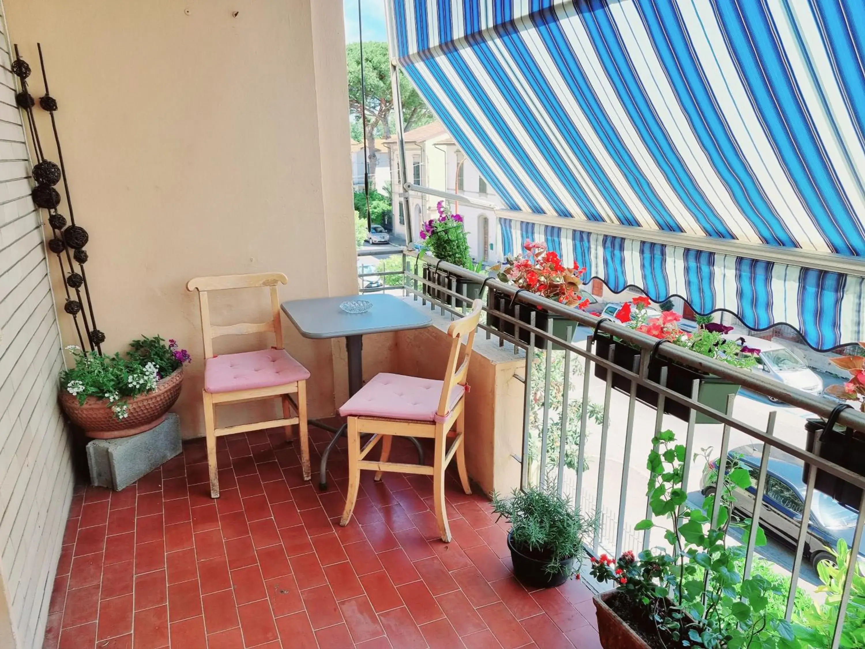 Deluxe Double Room with Balcony and Private Bathroom in Prime Guest House Deluxe Double Room with Balcony and Private Bathroom in Prime Guest House