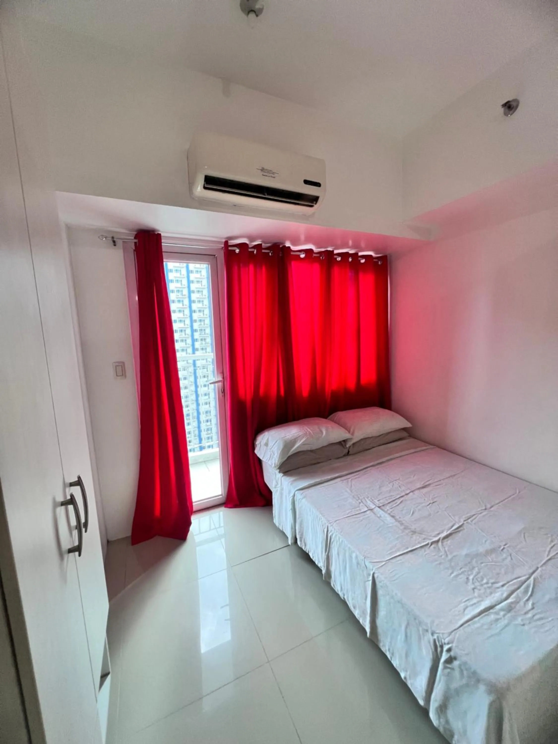 Bed in Studio Units at SM Light Residences Condo Beside Boni MRT Station