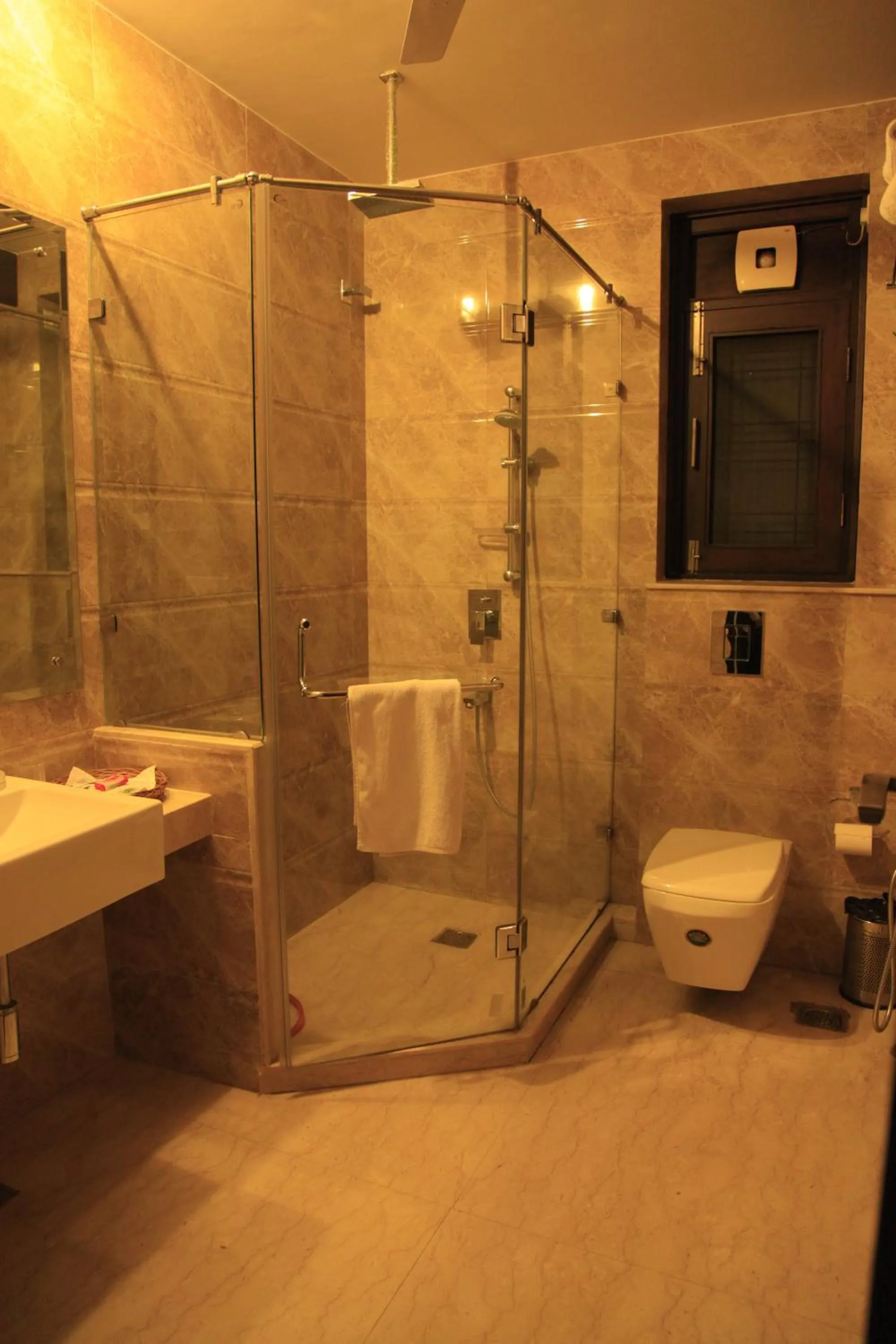 Bathroom in Indiyaah Inn