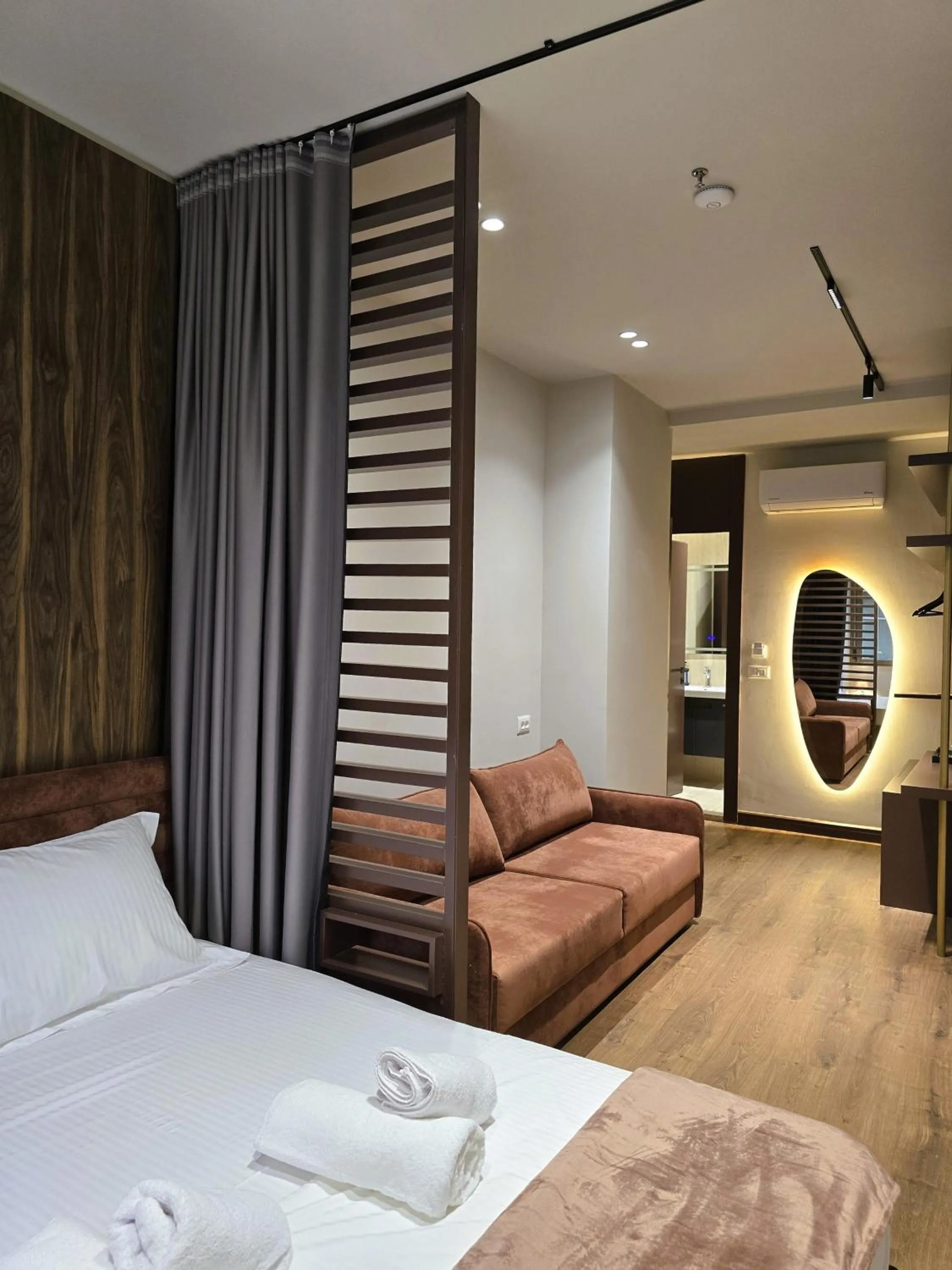 SOLs Center Rooms