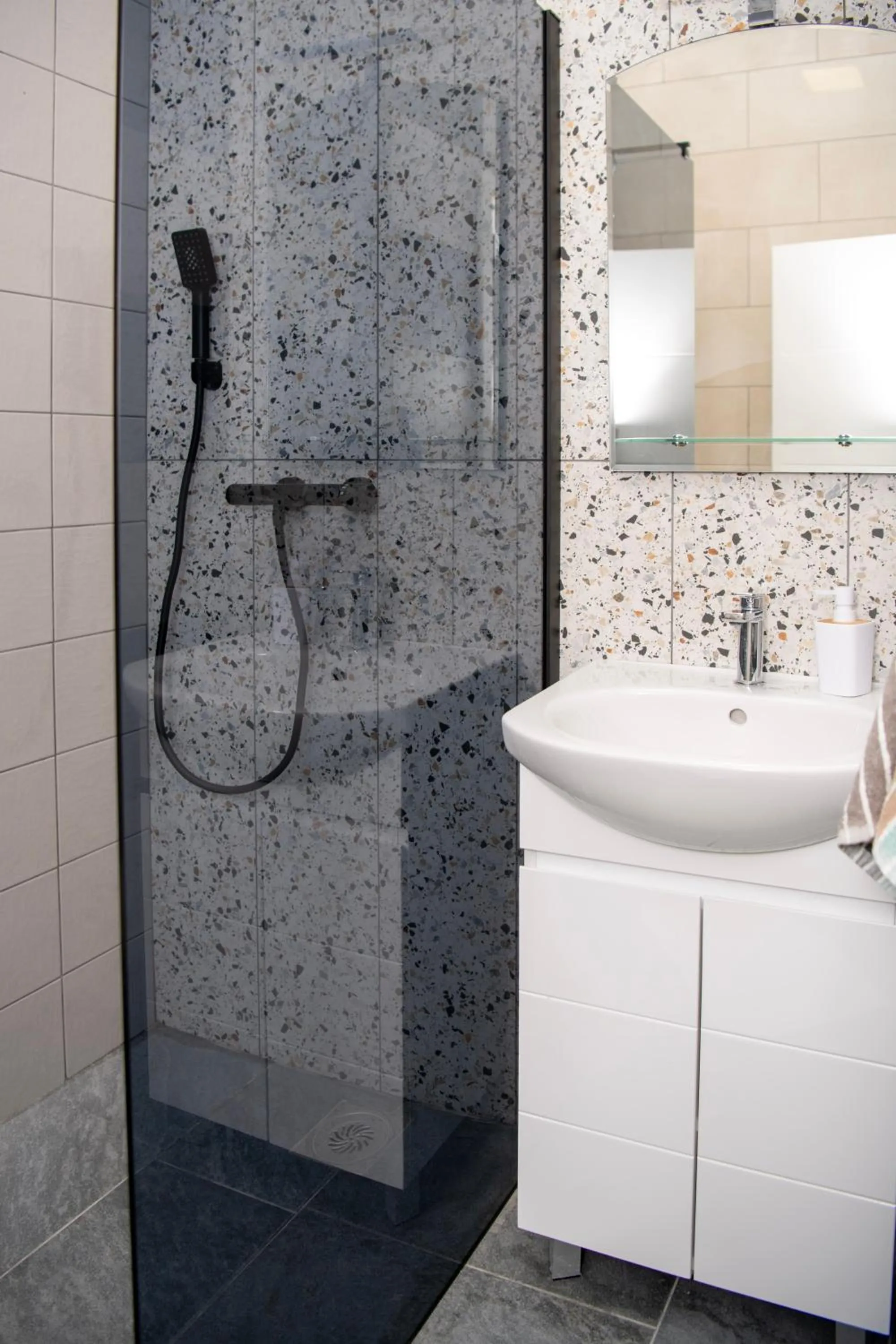Shower in Velora apartments