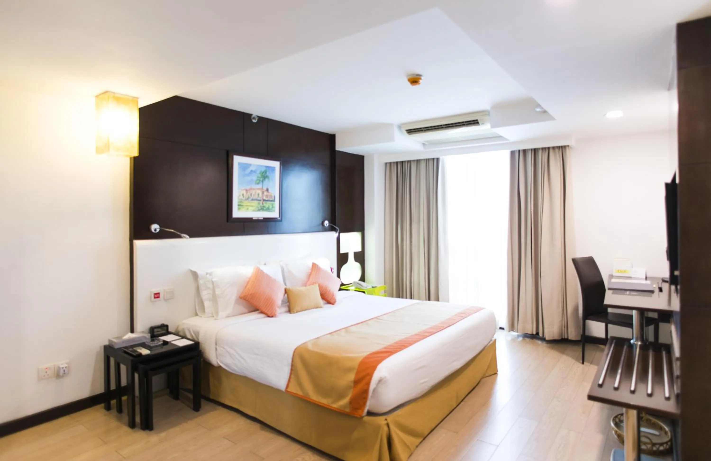 Bed in Platinum Residence