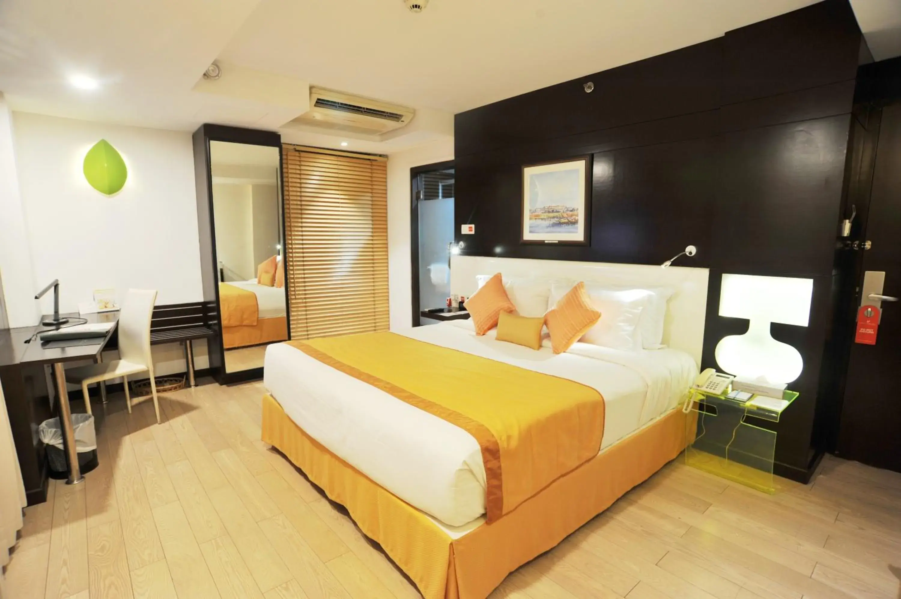 Photo of the whole room, Bed in Platinum Residence Photo of the whole room, Bed in Platinum Residence