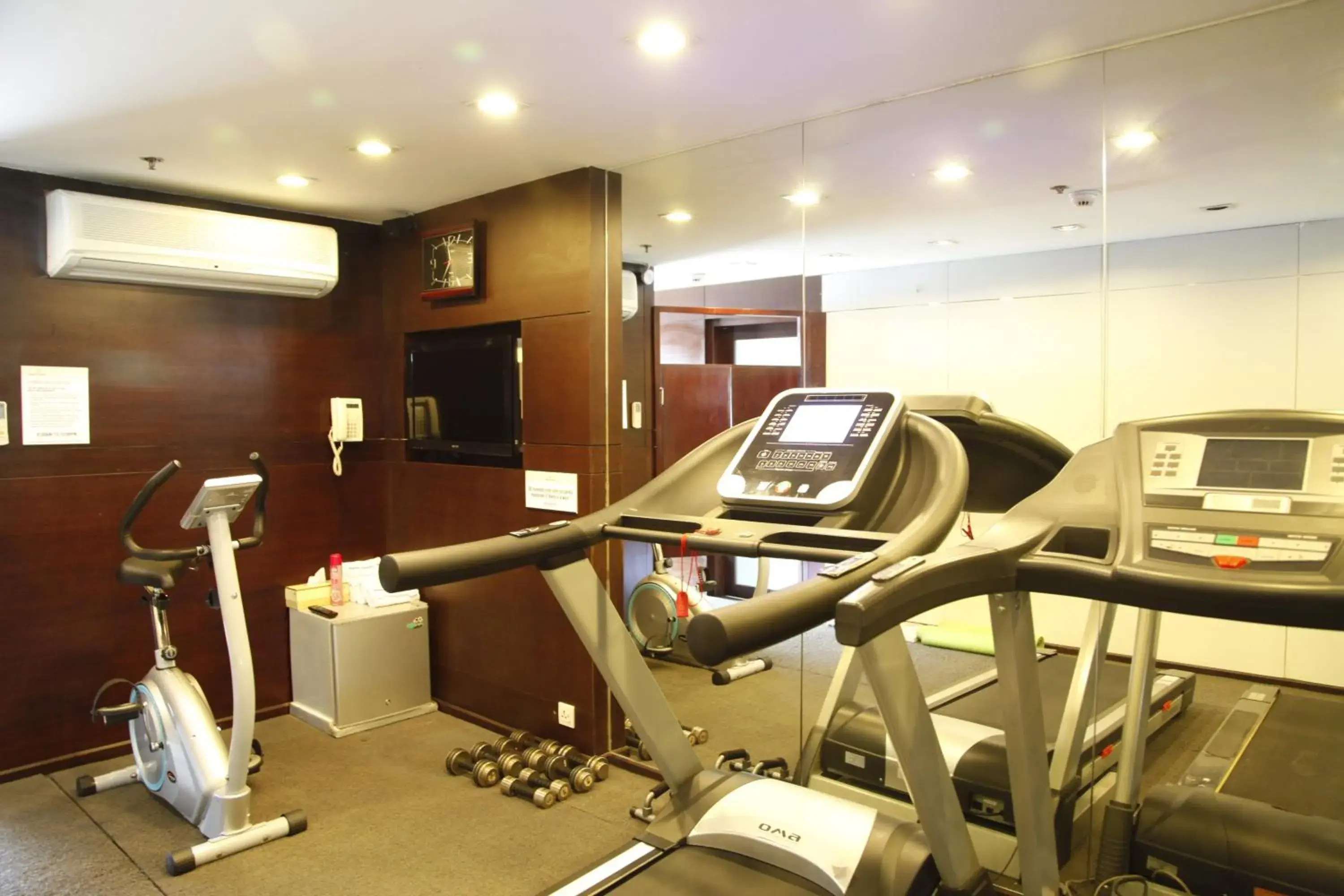 Fitness centre/facilities in Platinum Residence Fitness centre/facilities in Platinum Residence