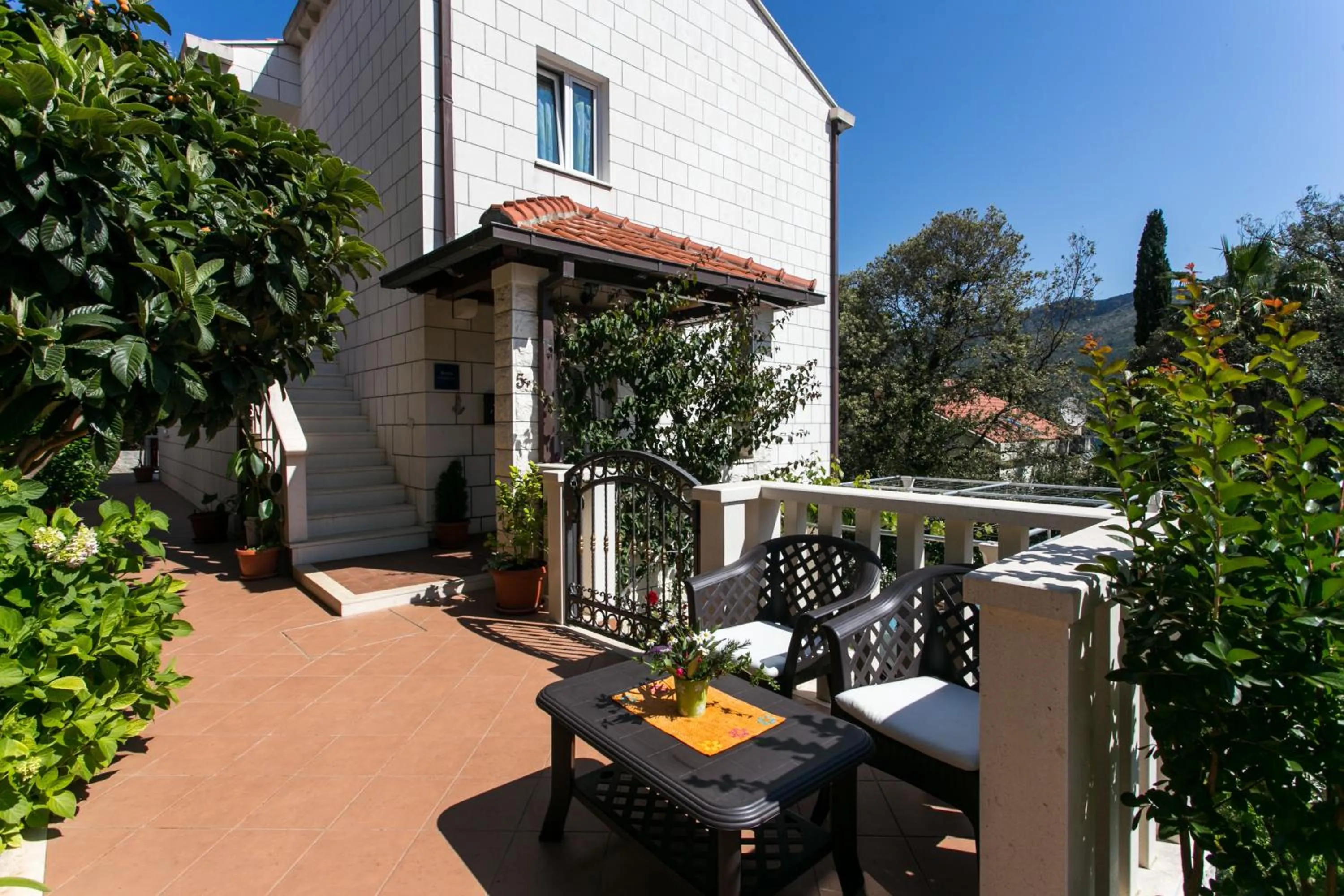 Facade/entrance in Apartments Marina