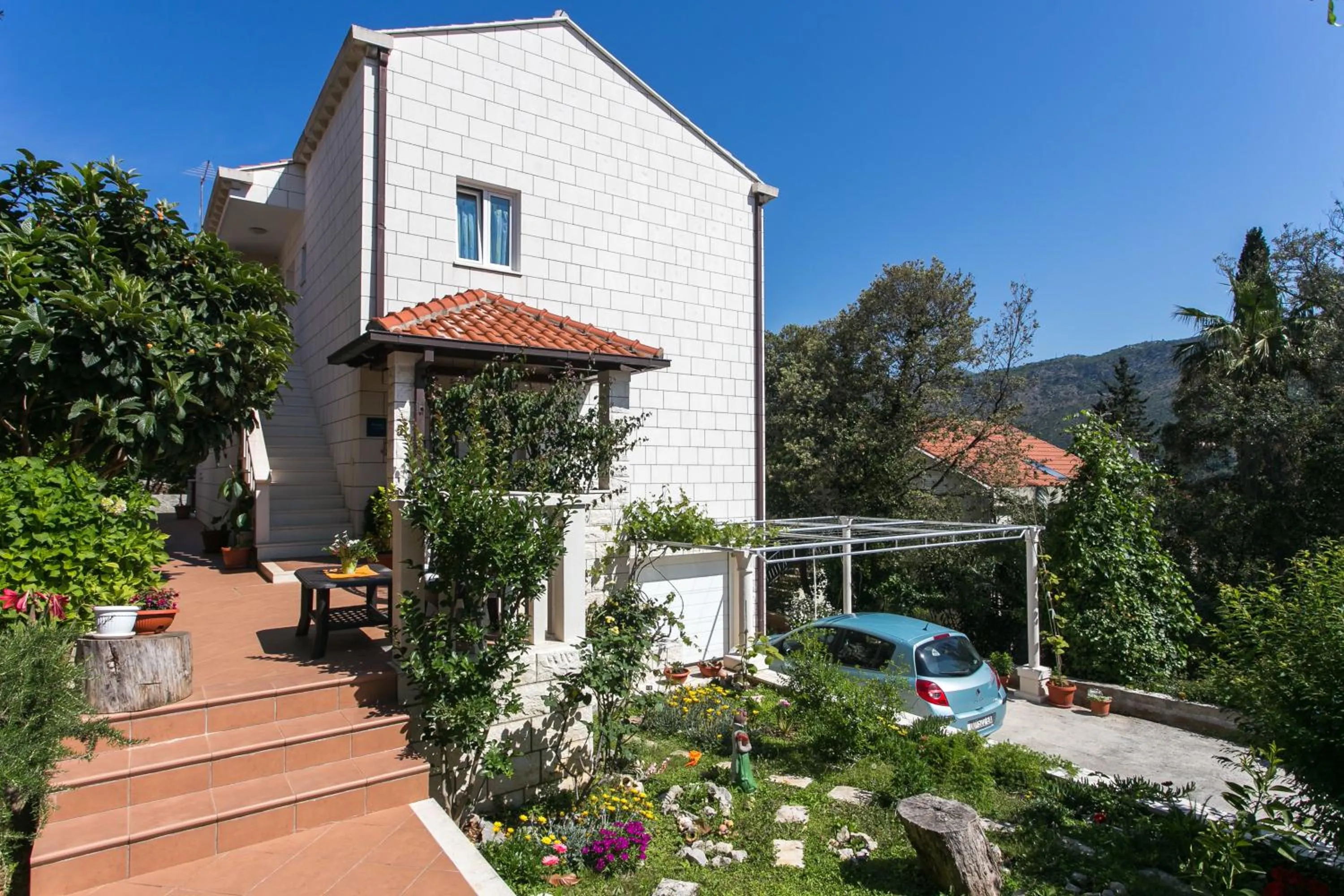 Facade/entrance in Apartments Marina