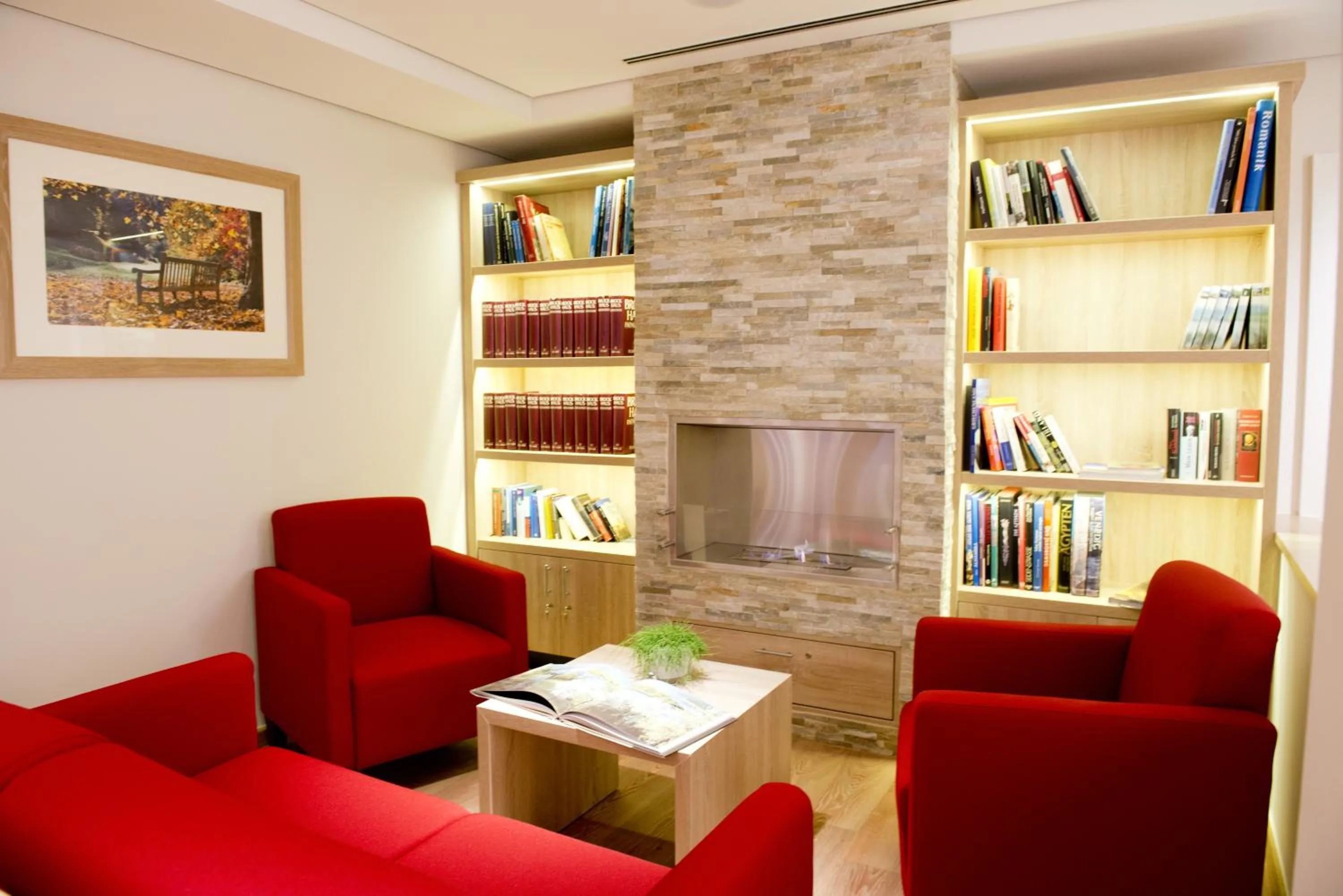 Library in Heinrich Pesch Hotel