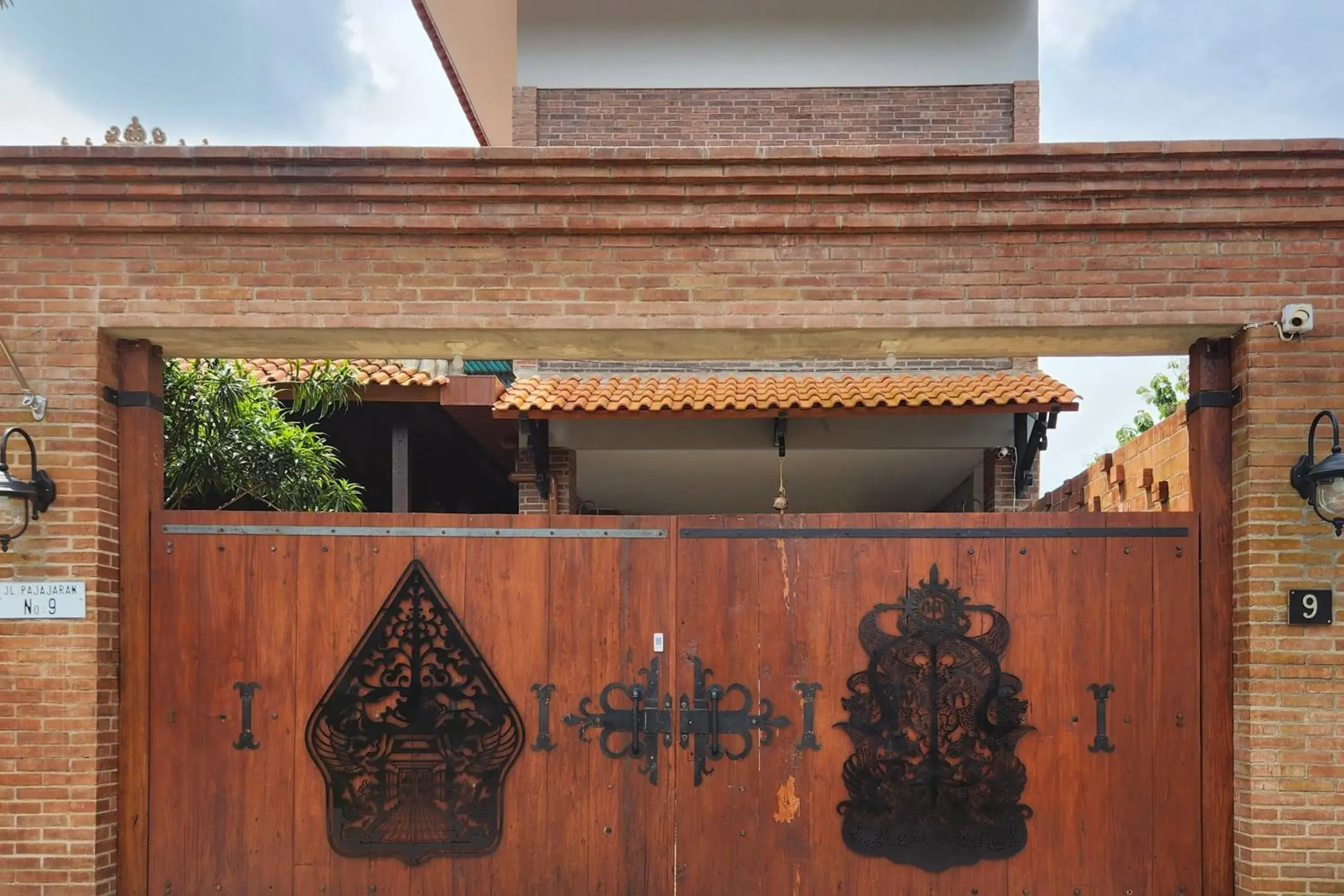 Property building in RedDoorz near Stasiun Sragen Property building in RedDoorz near Stasiun Sragen