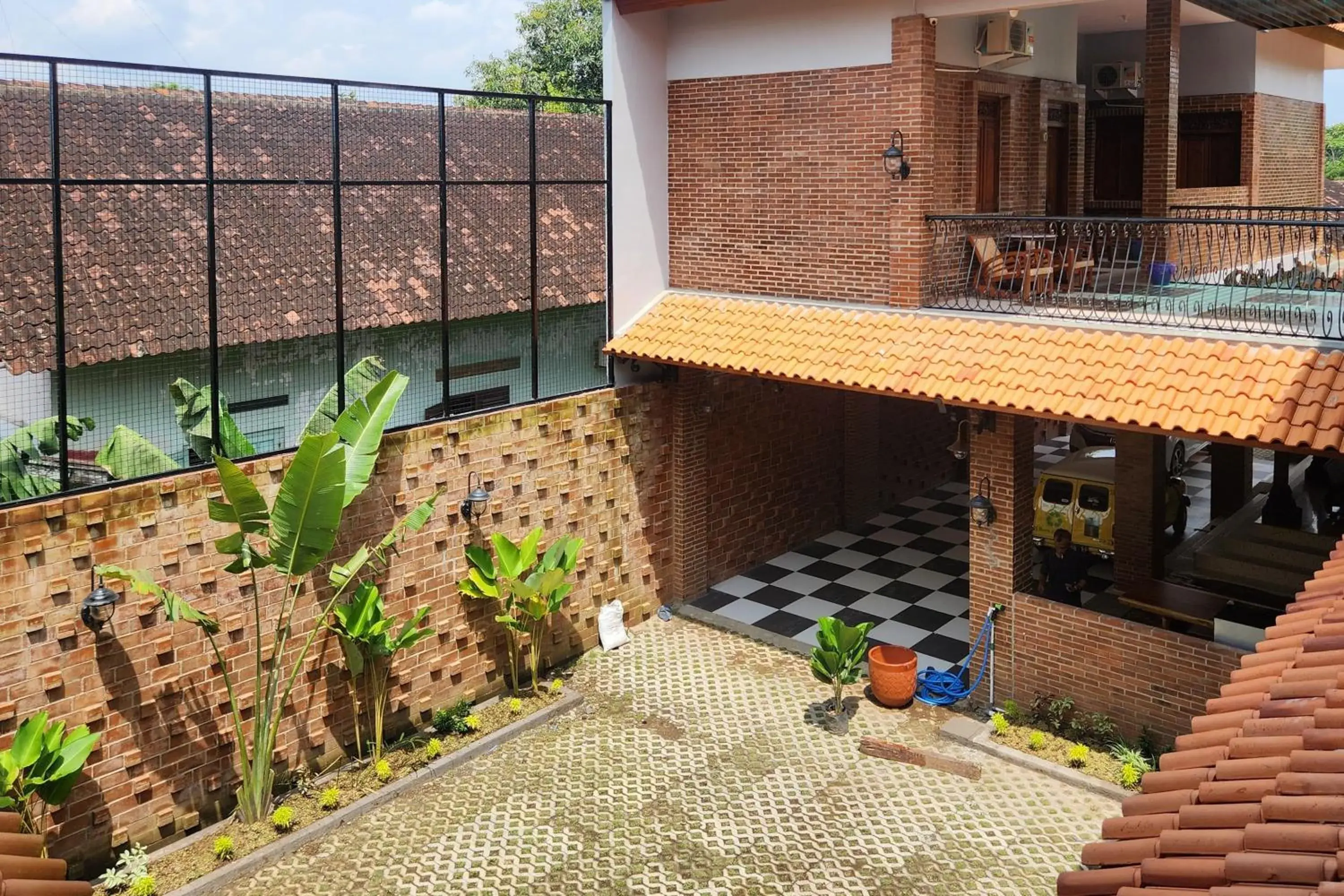 Property building in RedDoorz near Stasiun Sragen Property building in RedDoorz near Stasiun Sragen