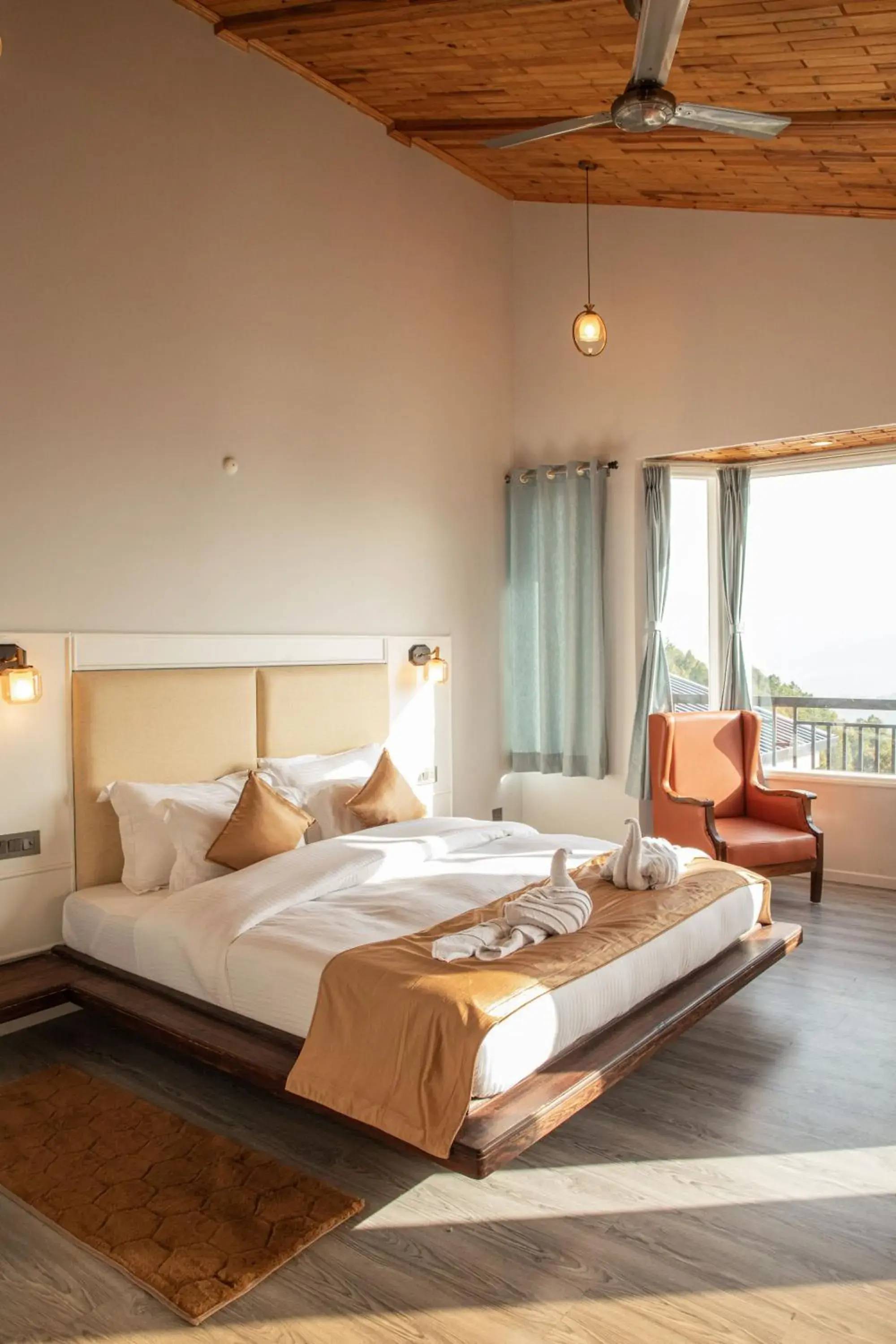 King Room with Mountain View in Spellmount - Himalayan View Infinity Pool Resort In Kausani King Room with Mountain View in Spellmount - Himalayan View Infinity Pool Resort In Kausani